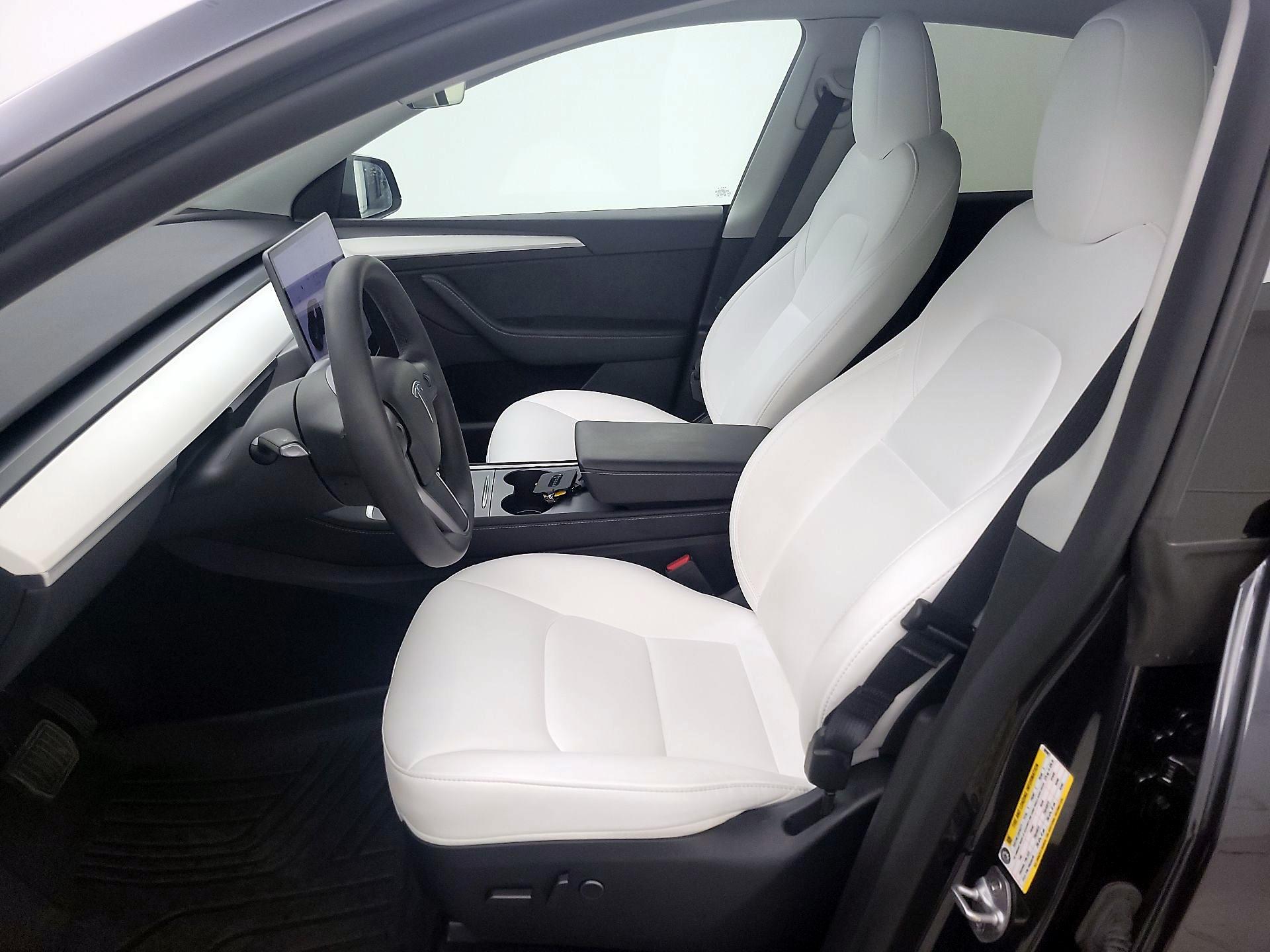 Thumbnail: 2024 Tesla Model Y - 11