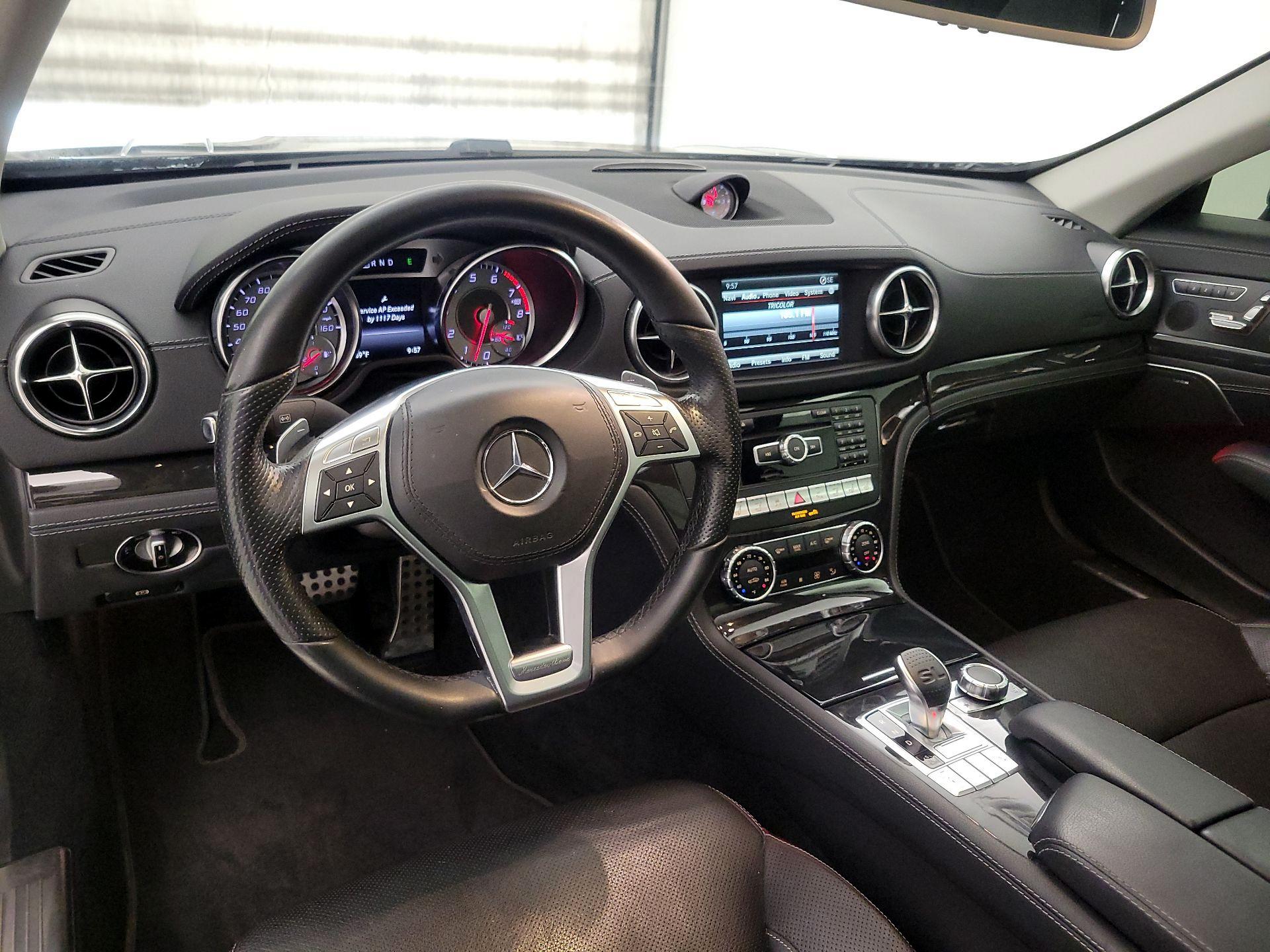 Thumbnail: 2016 Mercedes-Benz SL-Class - 9