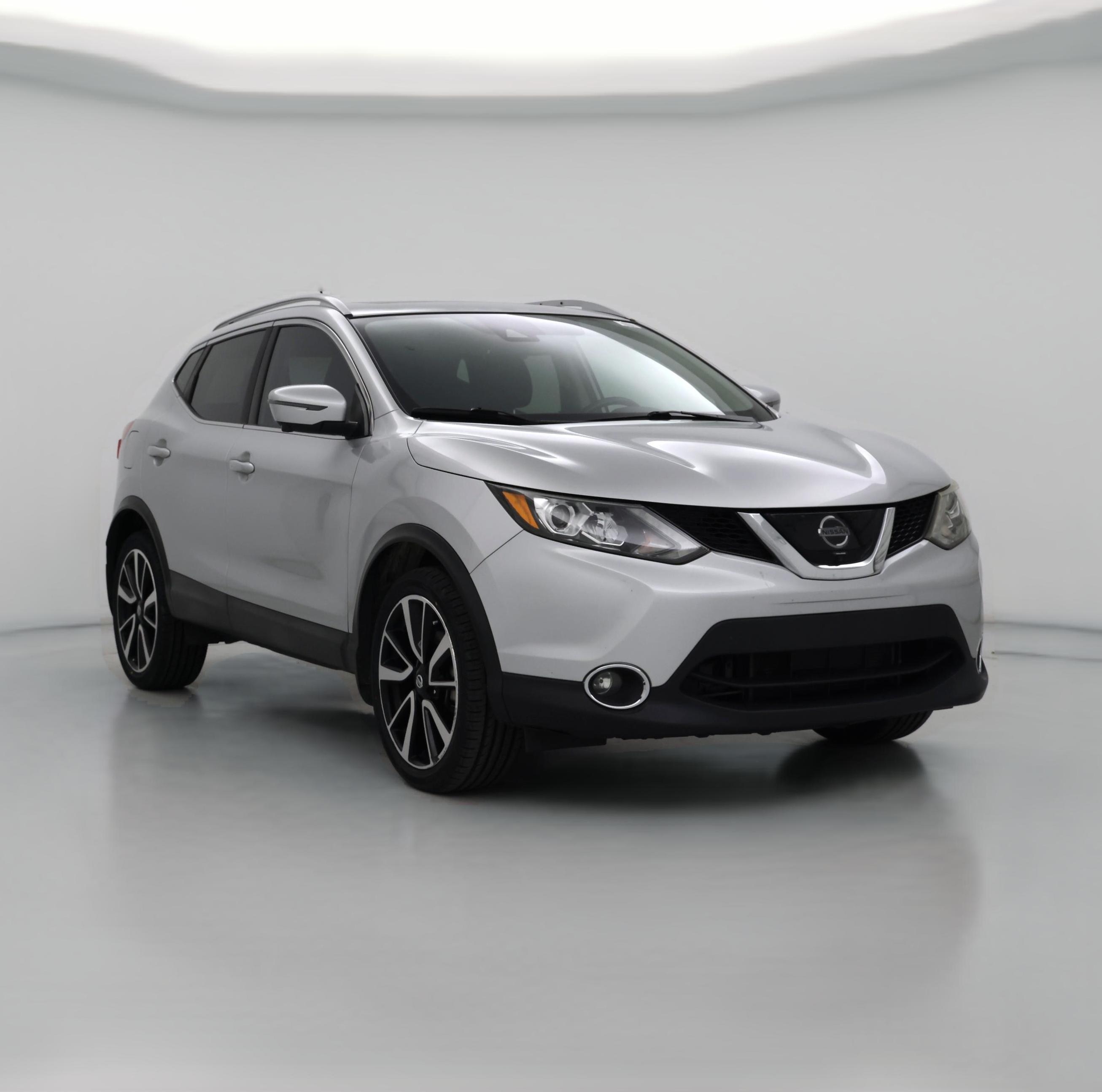 Thumbnail: 2017 Nissan Rogue Sport - 1