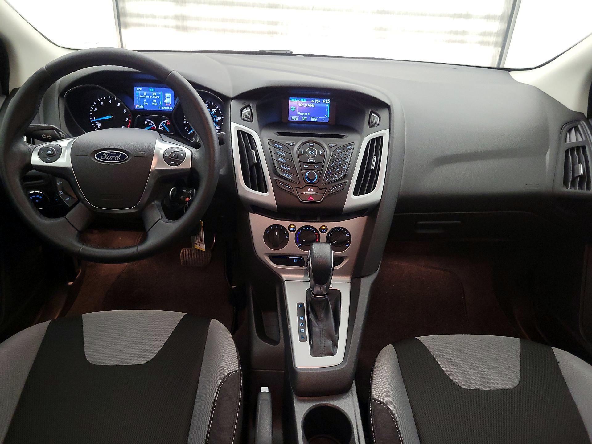Thumbnail: 2014 Ford Focus - 9