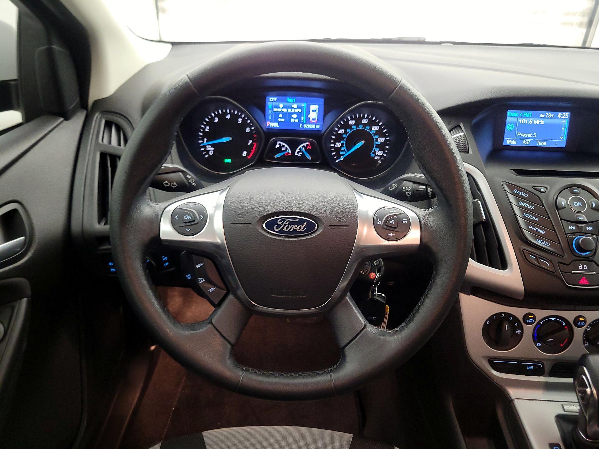 Thumbnail: 2014 Ford Focus - 10