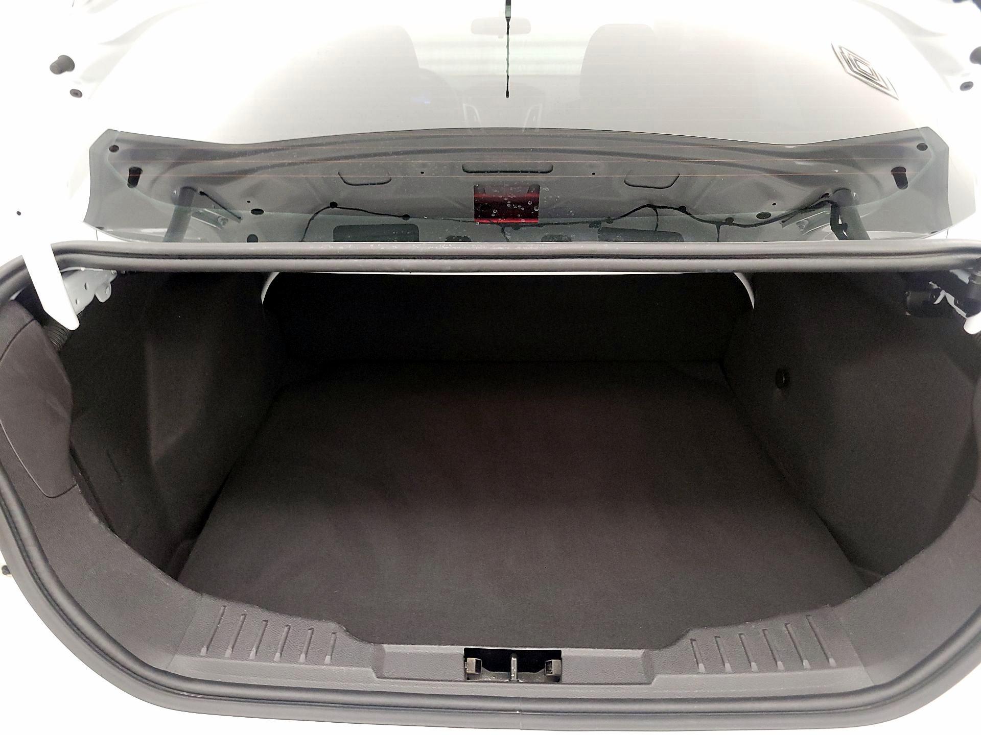 Thumbnail: 2014 Ford Focus - 19