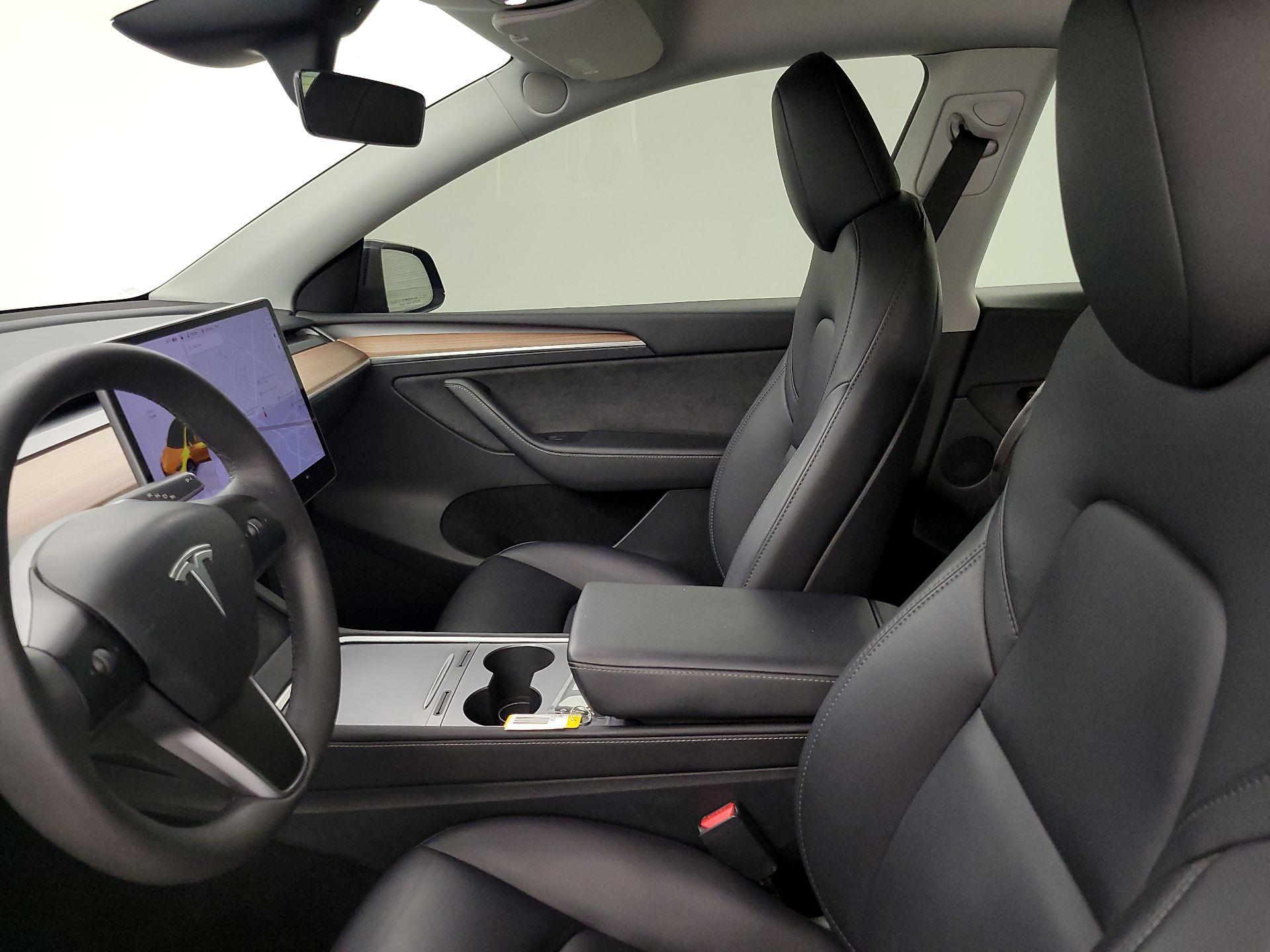 Thumbnail: 2023 Tesla Model Y - 11