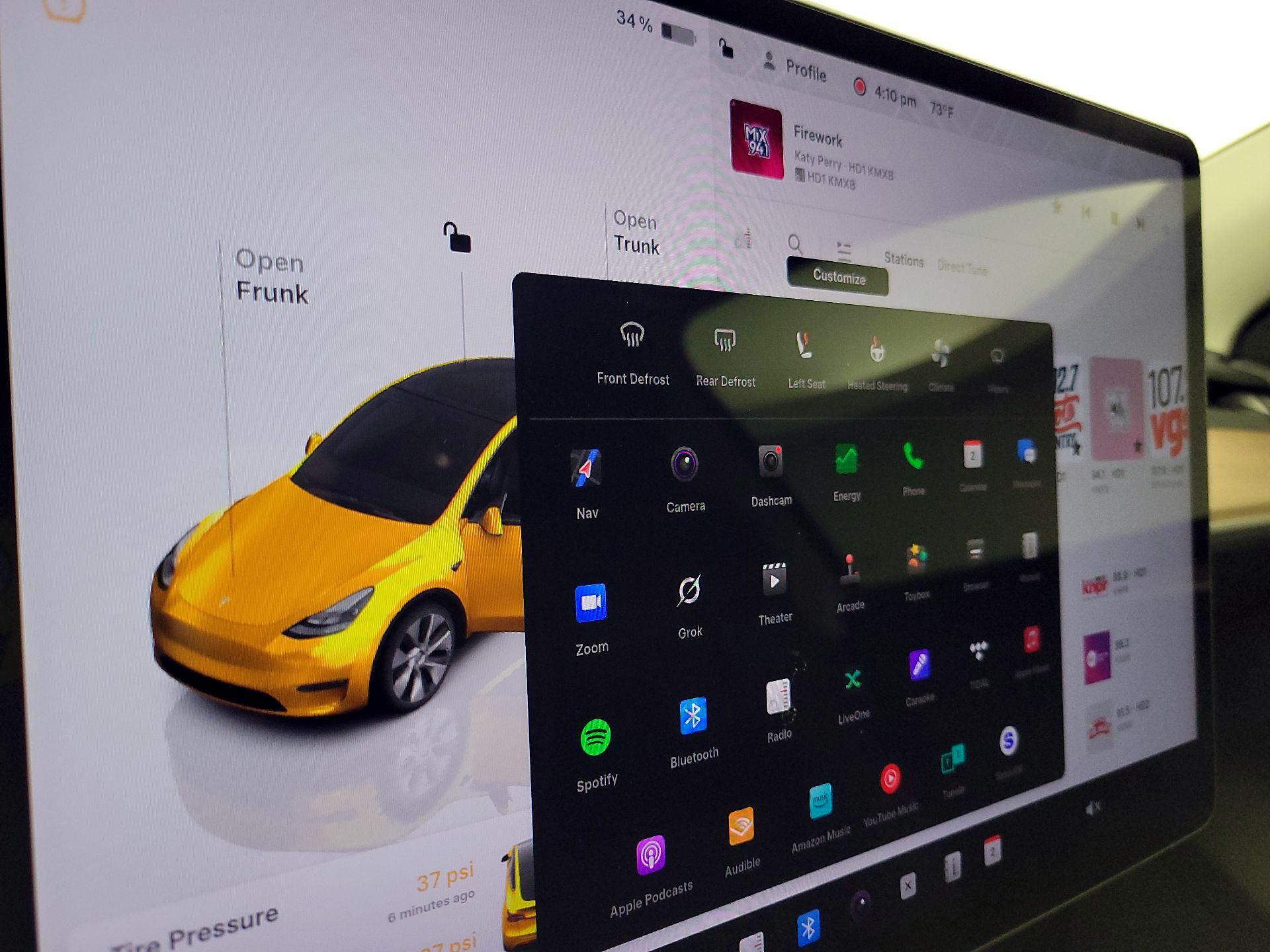 Thumbnail: 2023 Tesla Model Y - 16