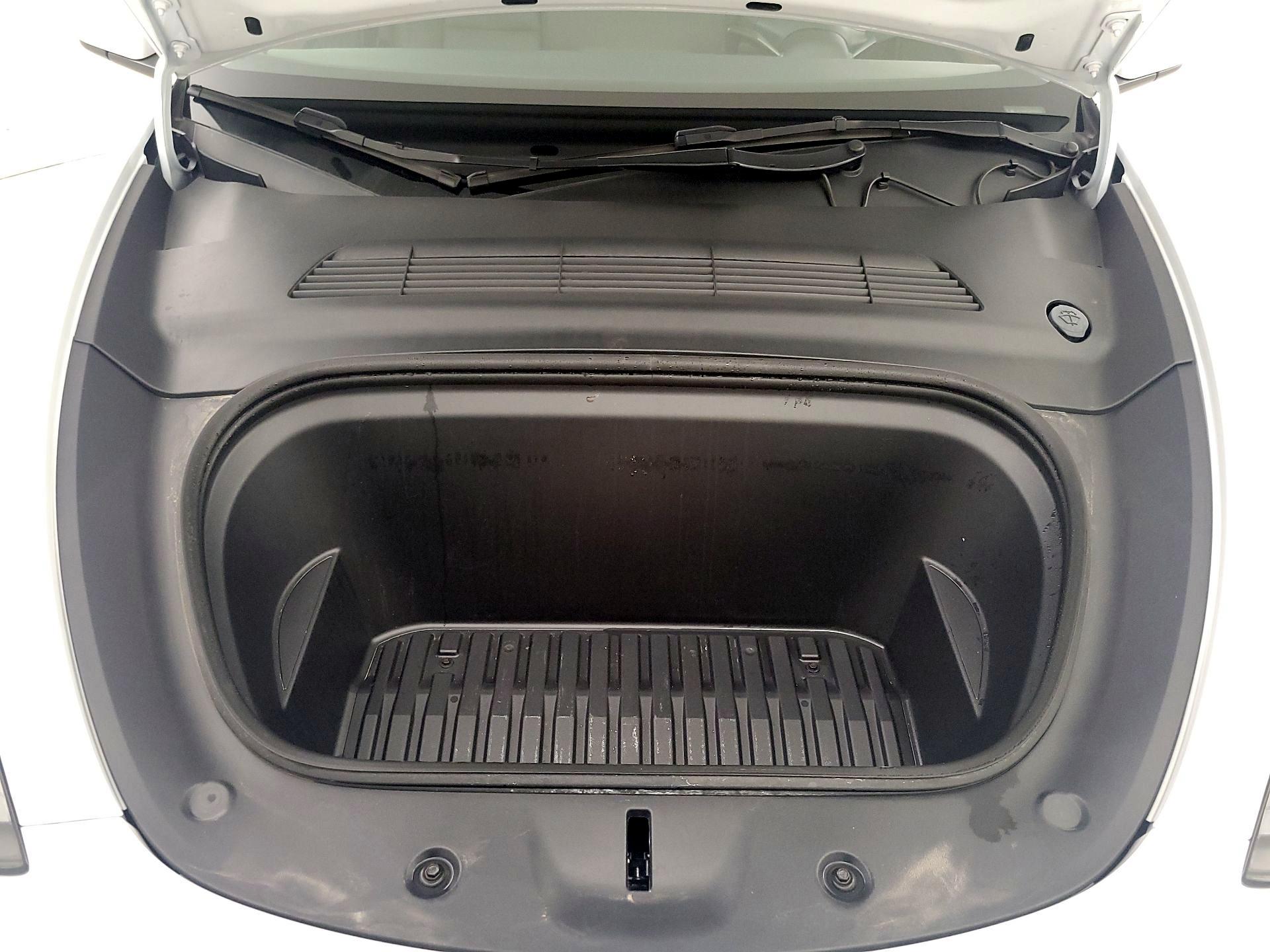 Thumbnail: 2023 Tesla Model Y - 20