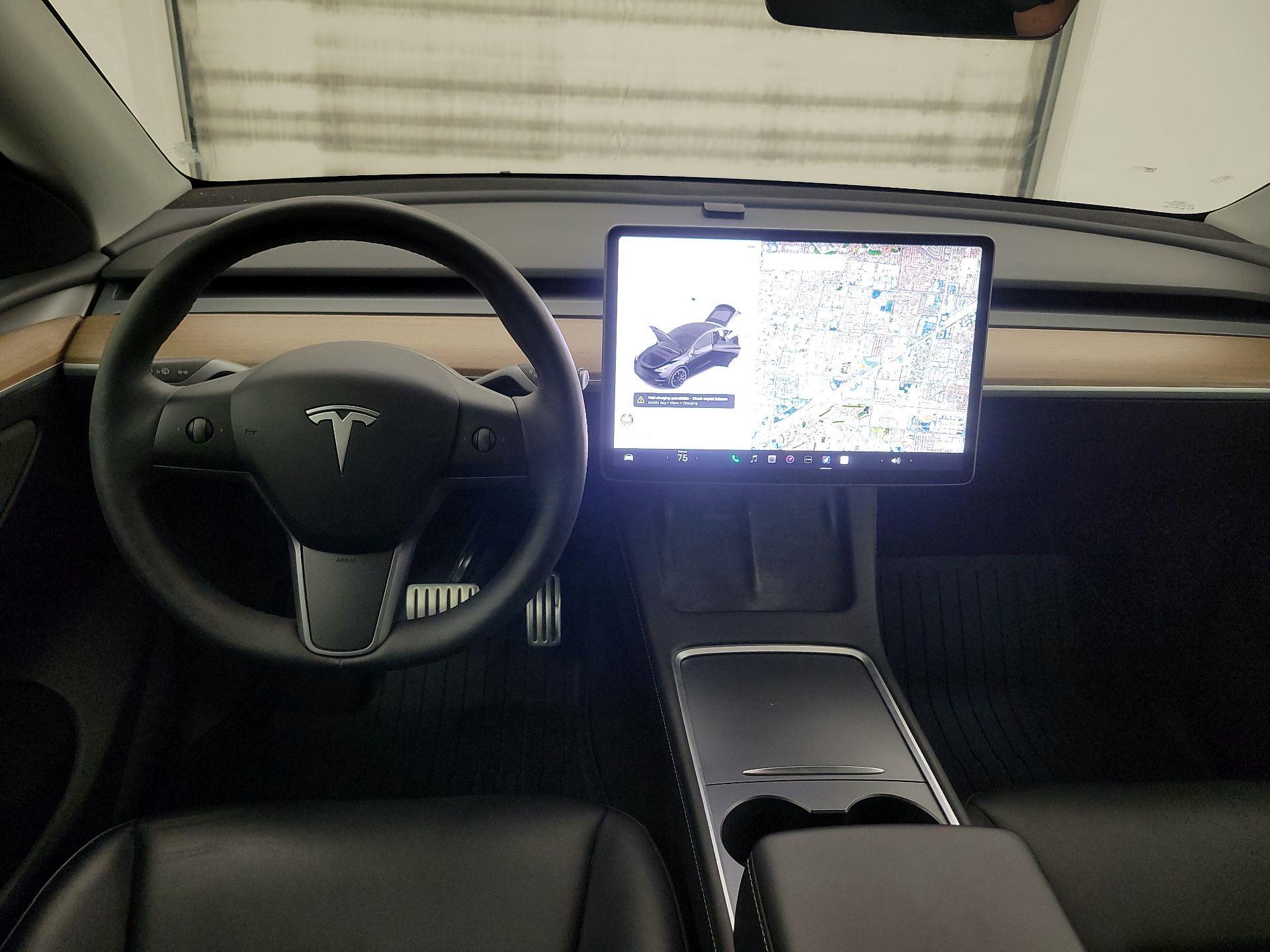 Thumbnail: 2023 Tesla Model Y - 9