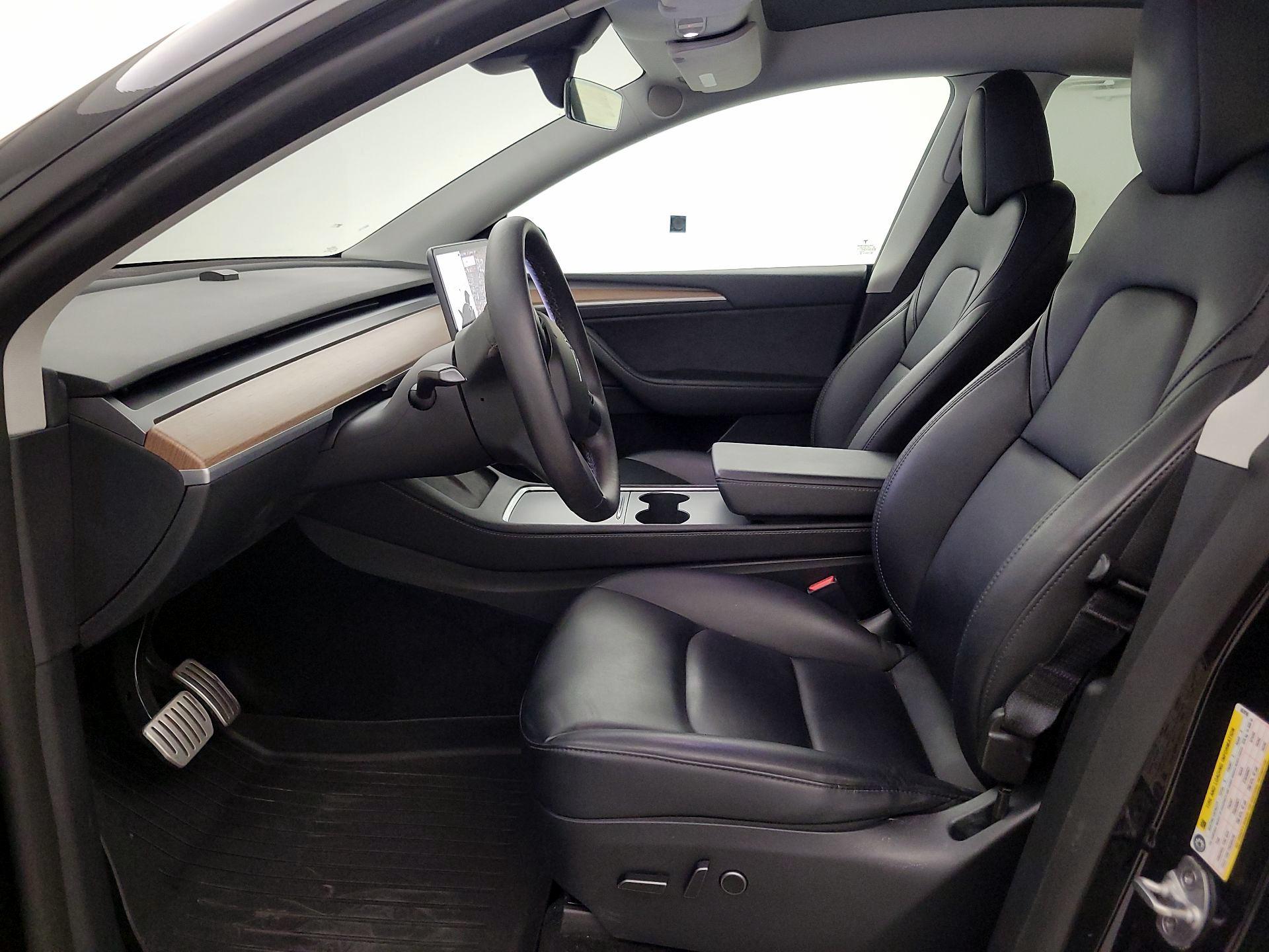 Thumbnail: 2023 Tesla Model Y - 11