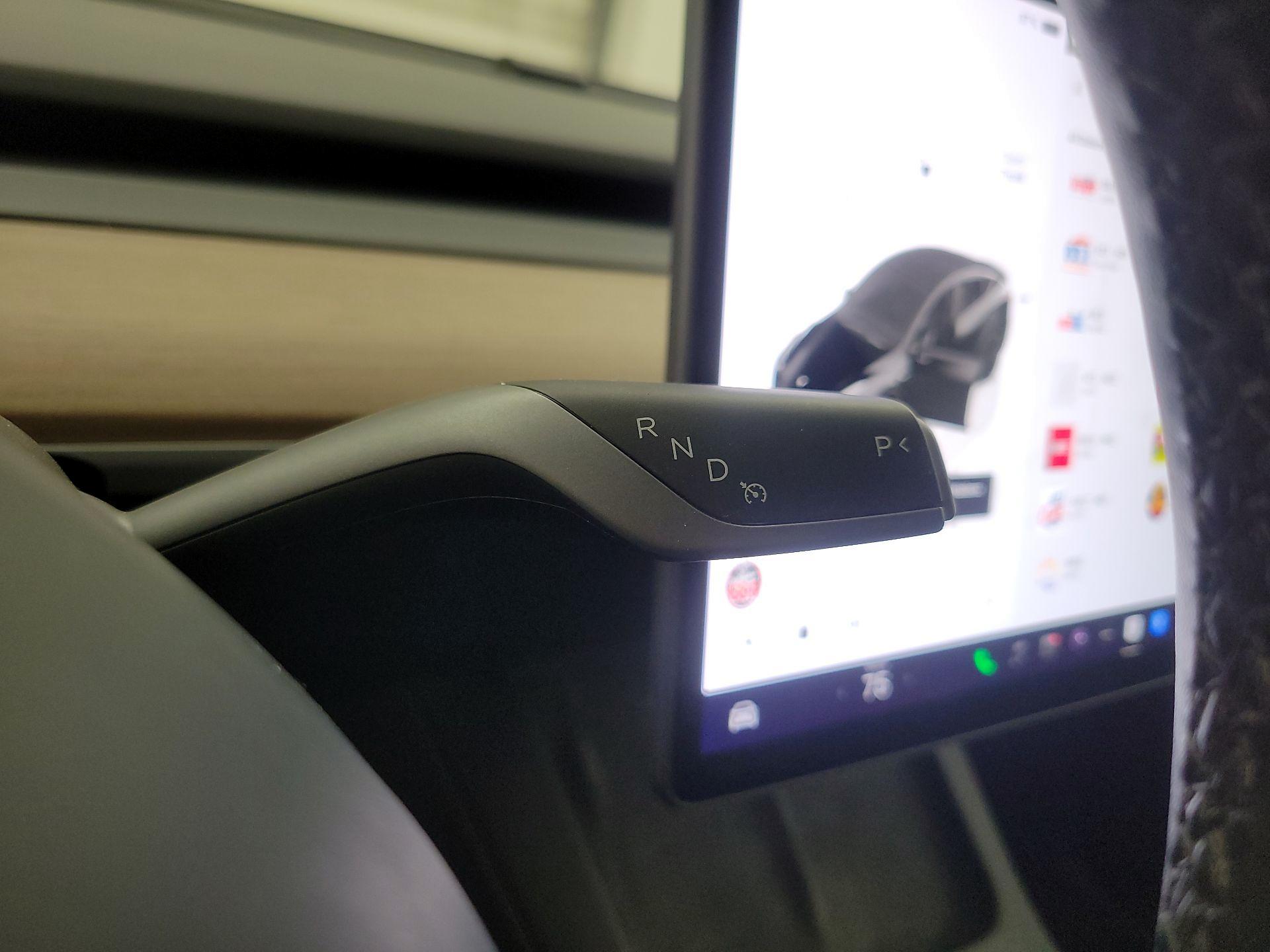 Thumbnail: 2023 Tesla Model Y - 17