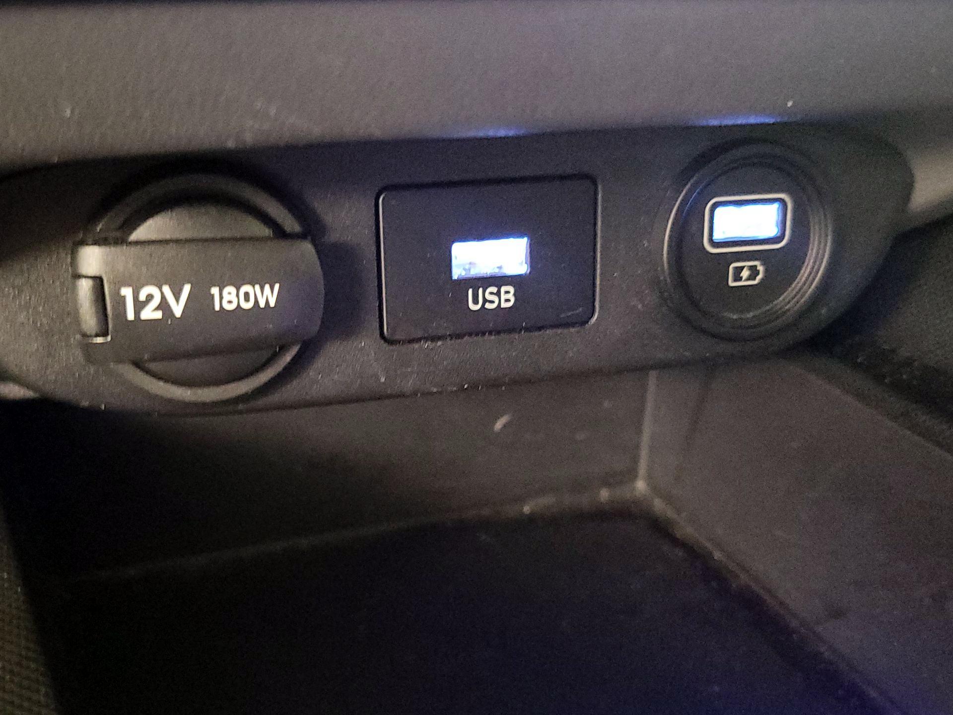 Thumbnail: 2023 Hyundai Elantra - 18