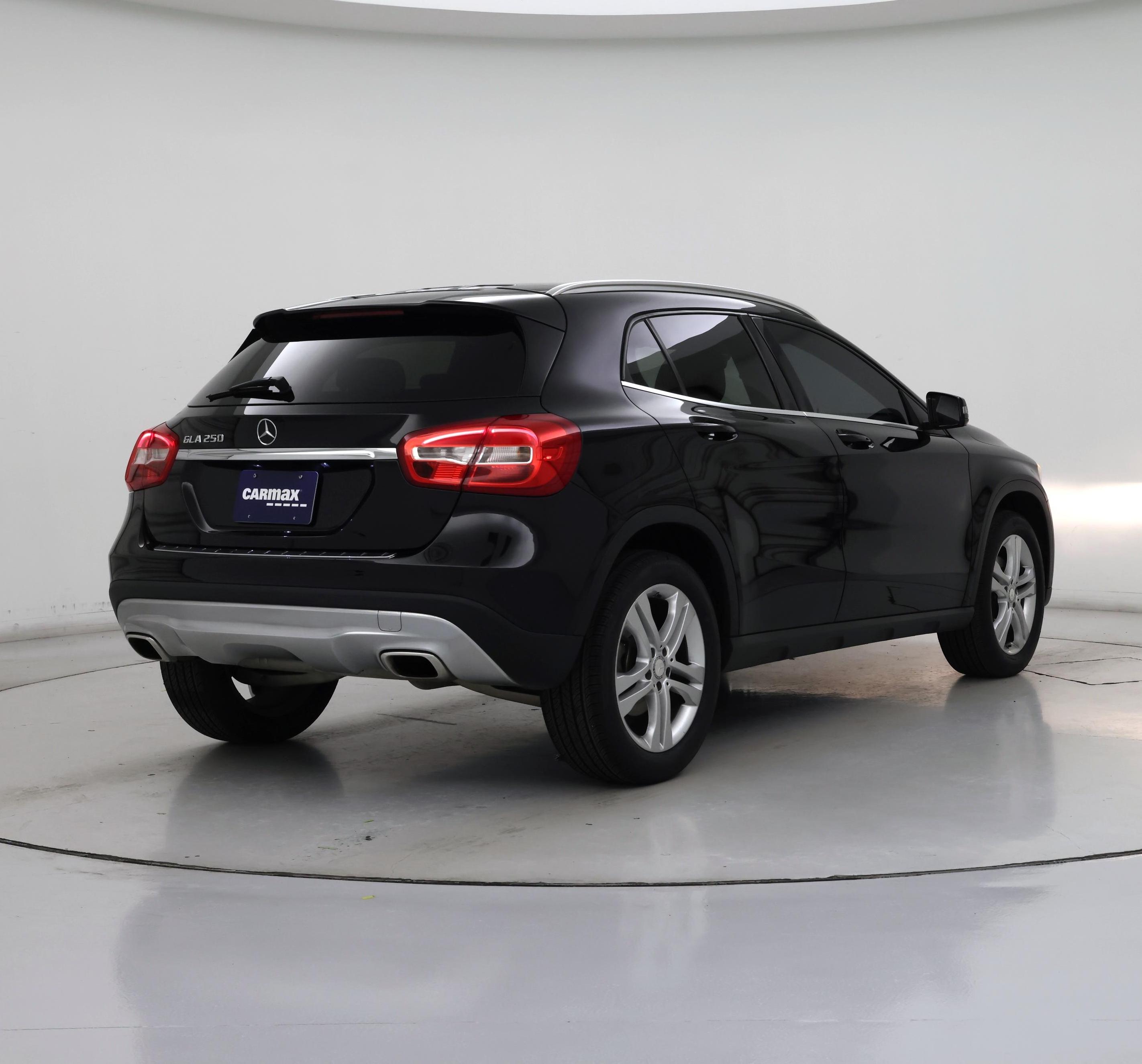 Thumbnail: 2017 Mercedes-Benz GLA - 8