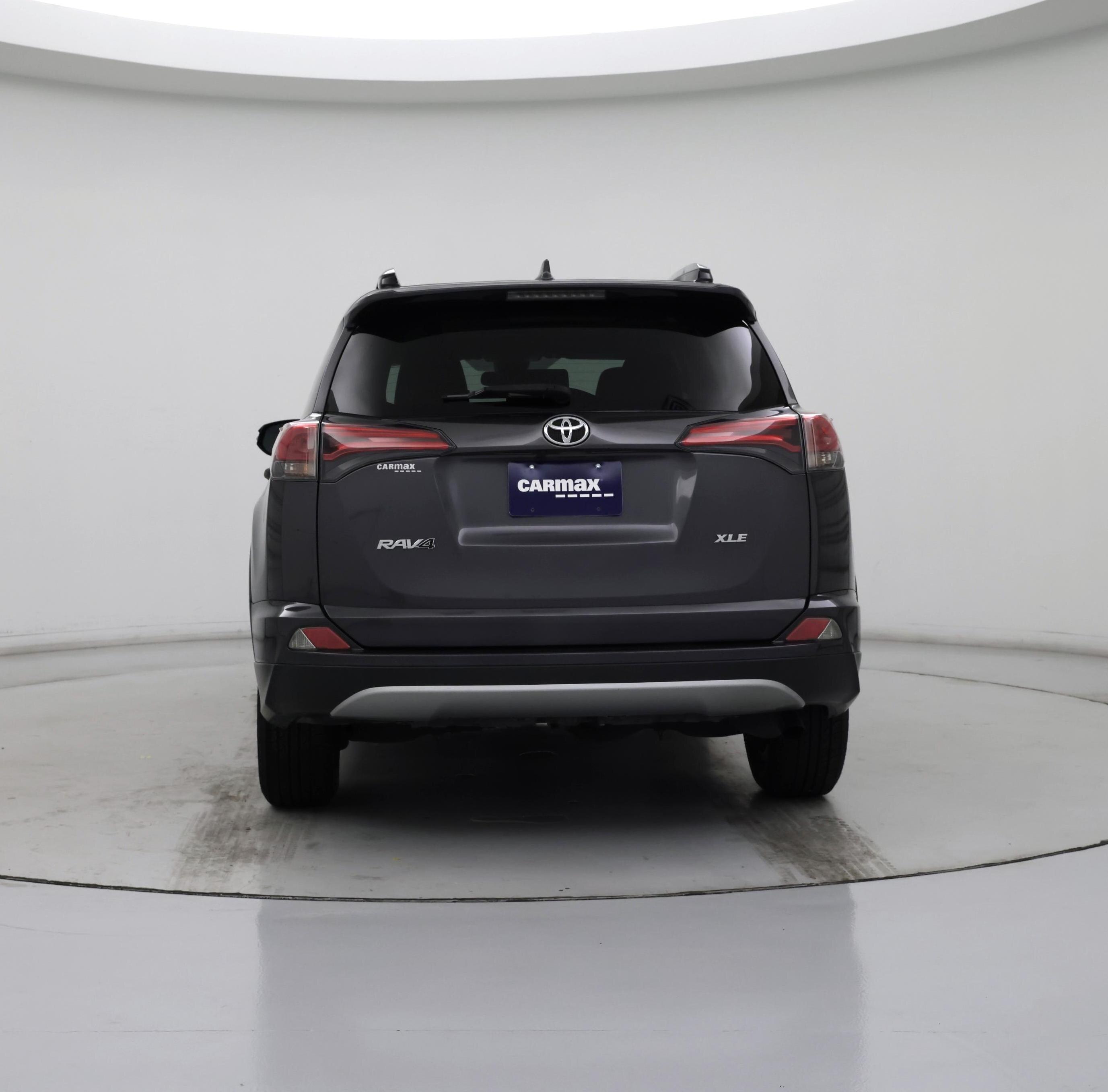 Thumbnail: 2018 Toyota RAV4 - 6