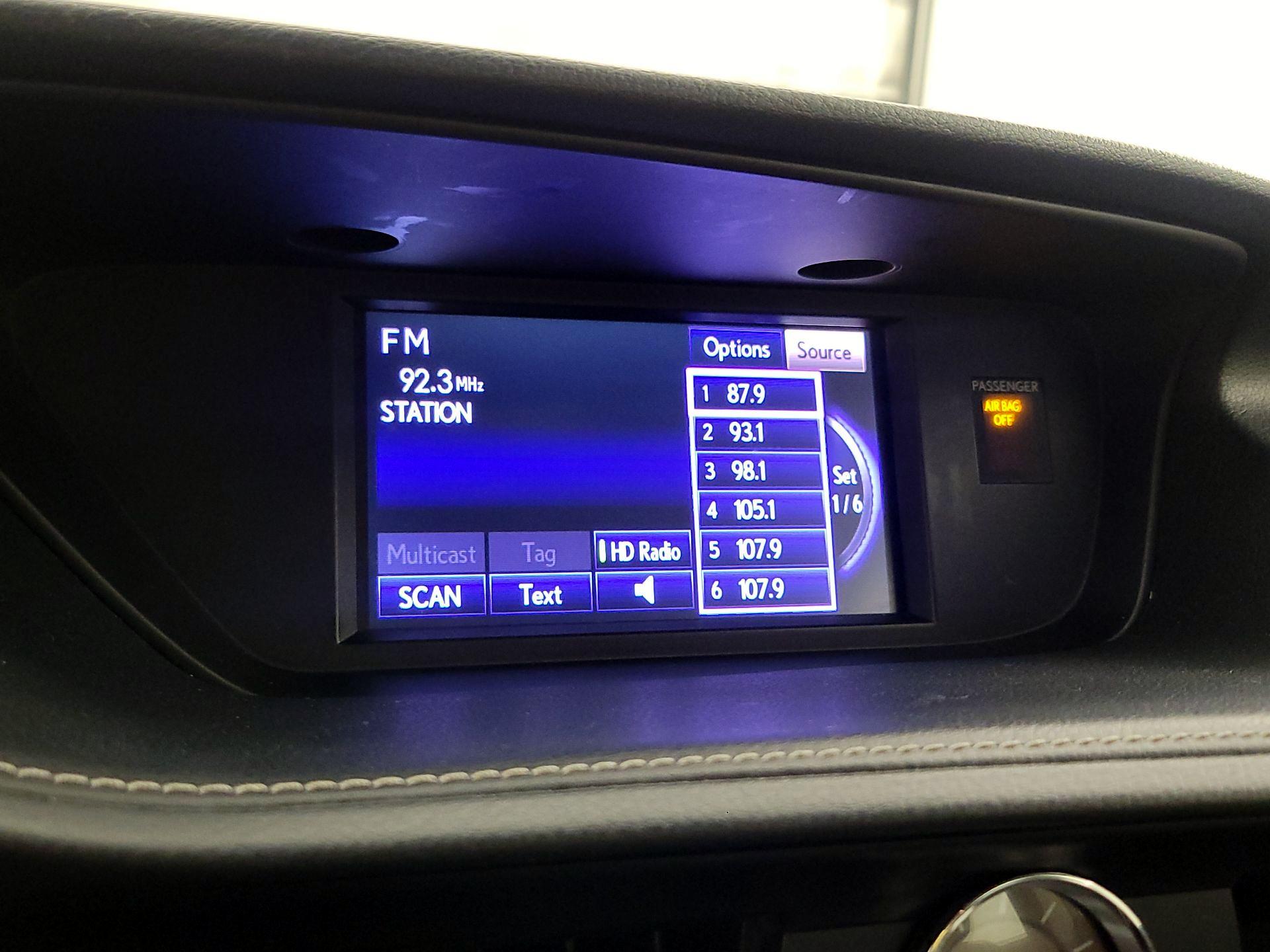 Thumbnail: 2014 Lexus ES - 15