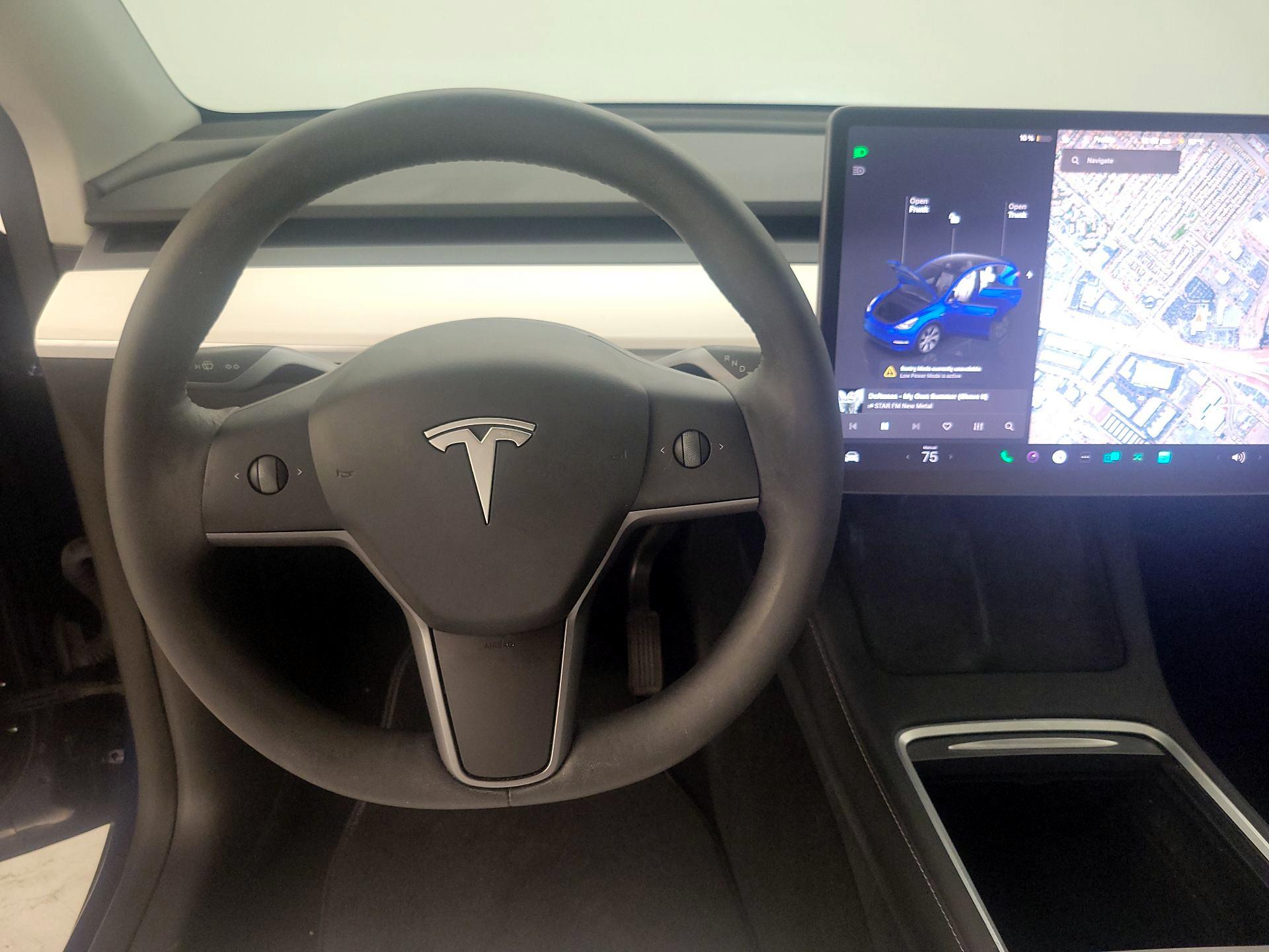 Thumbnail: 2024 Tesla Model Y - 10