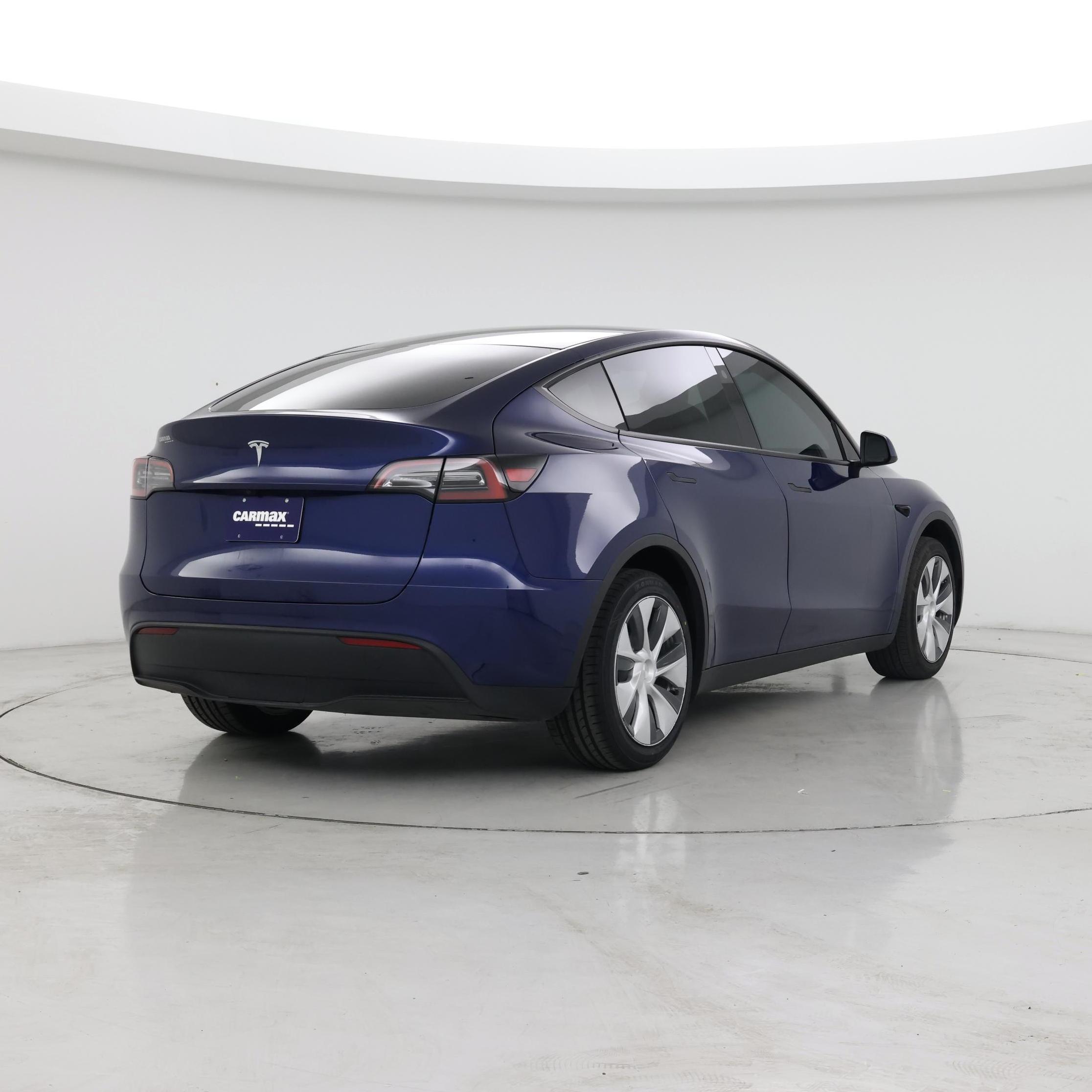Thumbnail: 2024 Tesla Model Y - 8