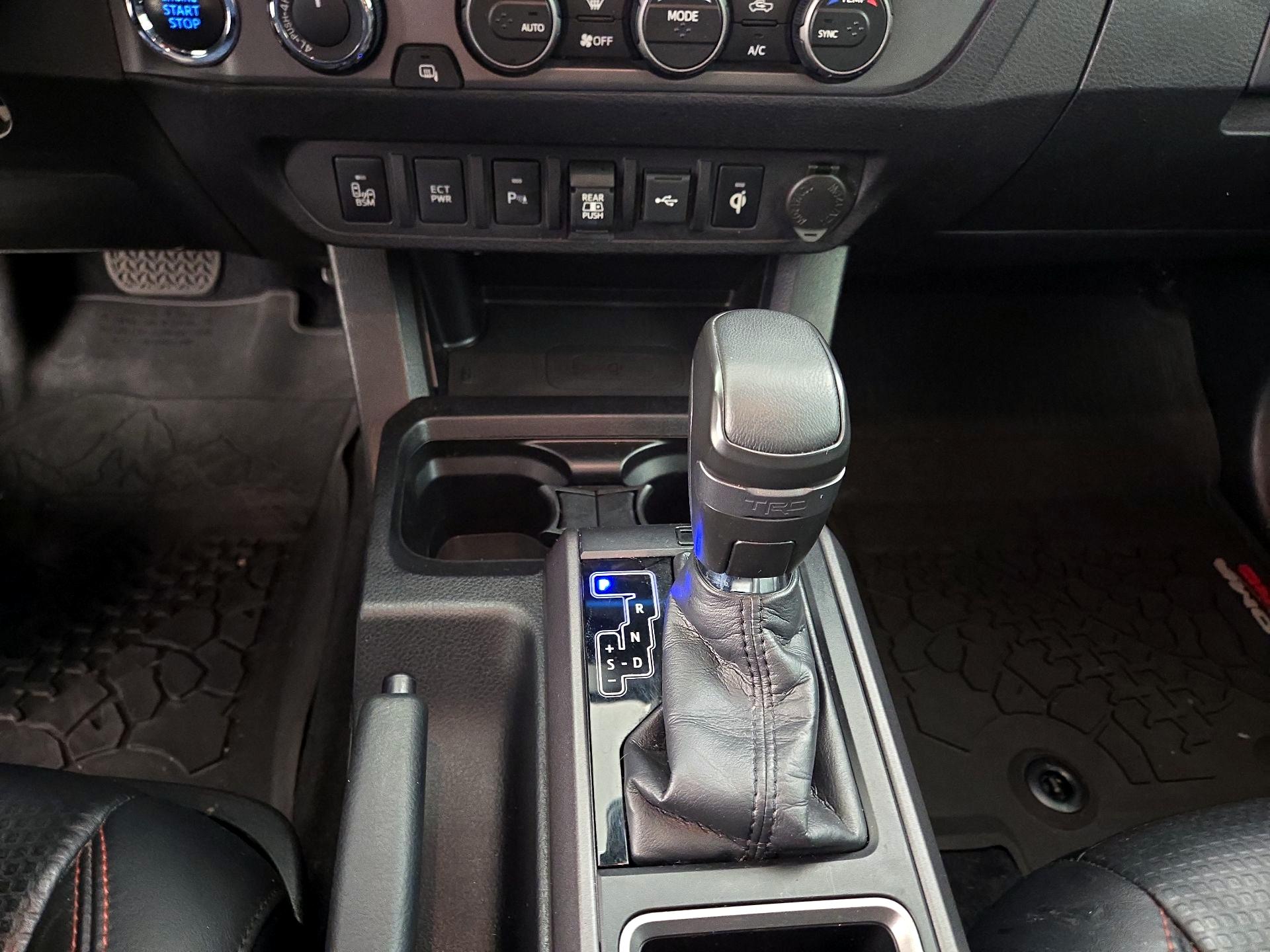 Thumbnail: 2020 Toyota Tacoma - 18