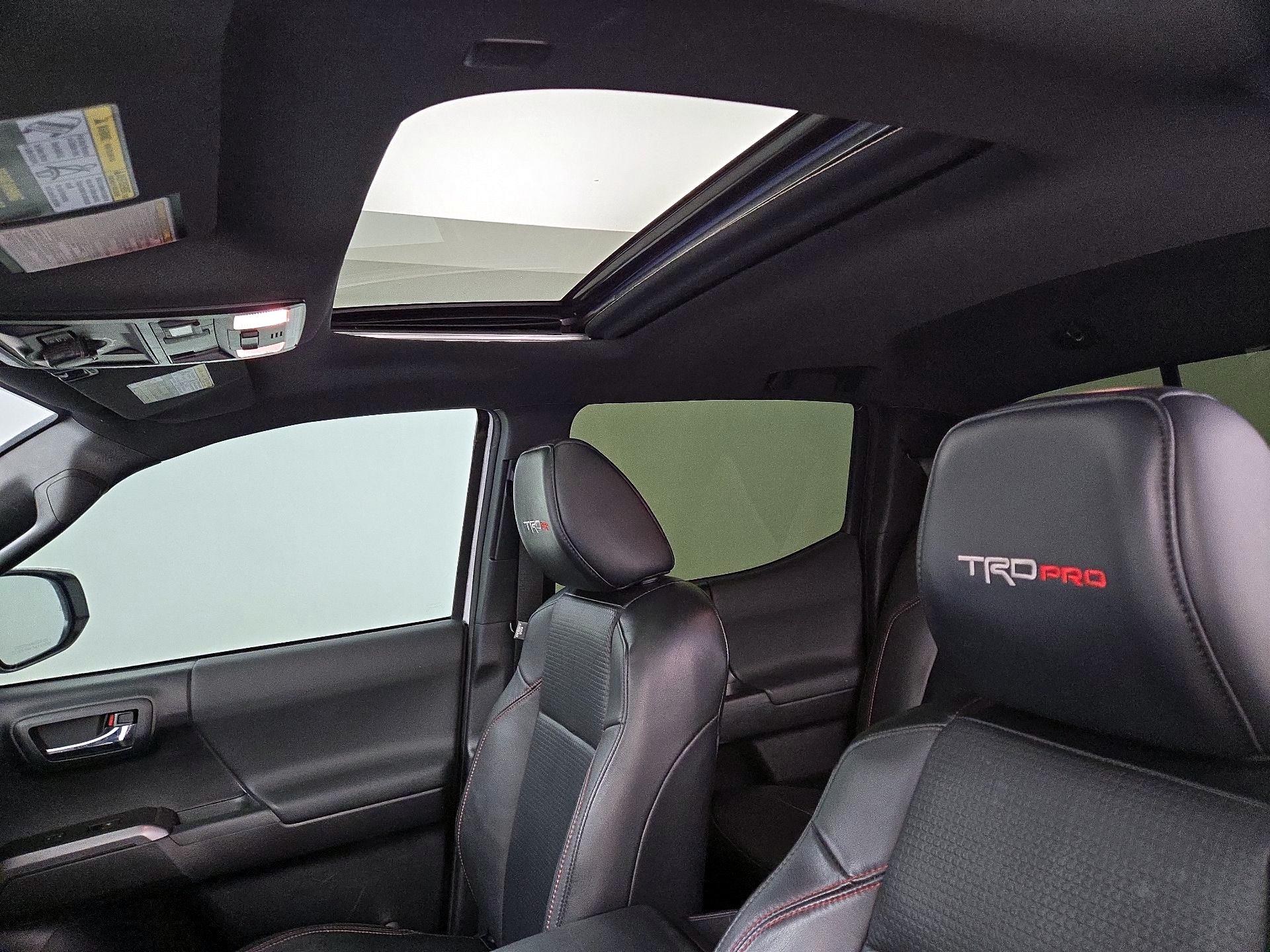 Thumbnail: 2020 Toyota Tacoma - 20