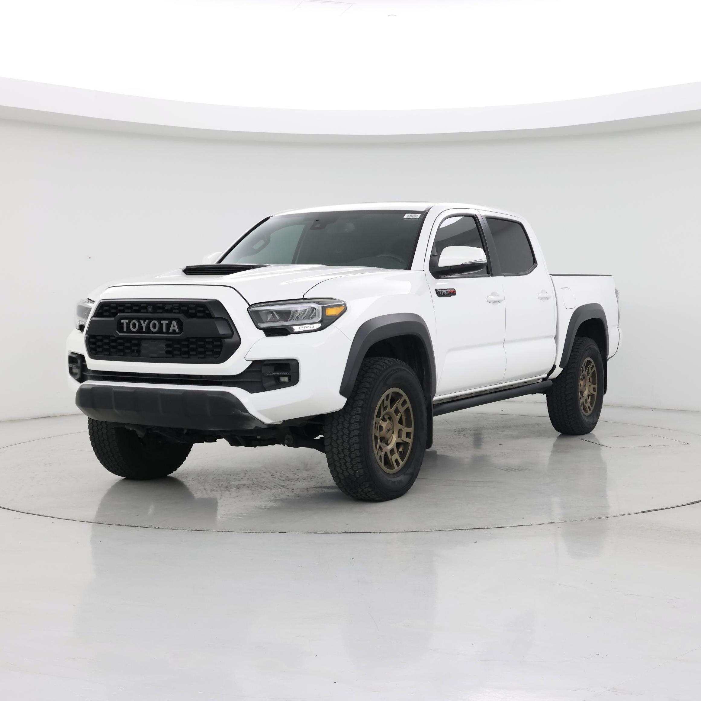 Thumbnail: 2020 Toyota Tacoma - 4