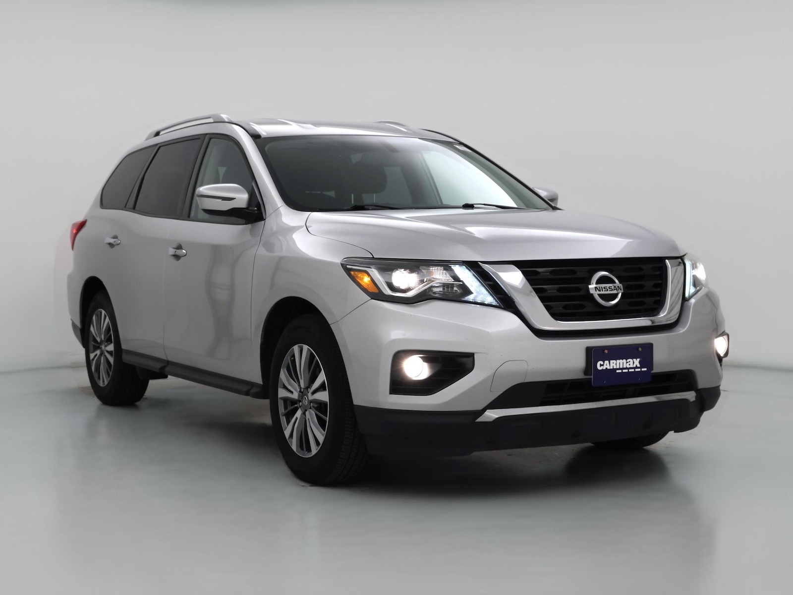 2019 Nissan Pathfinder SV