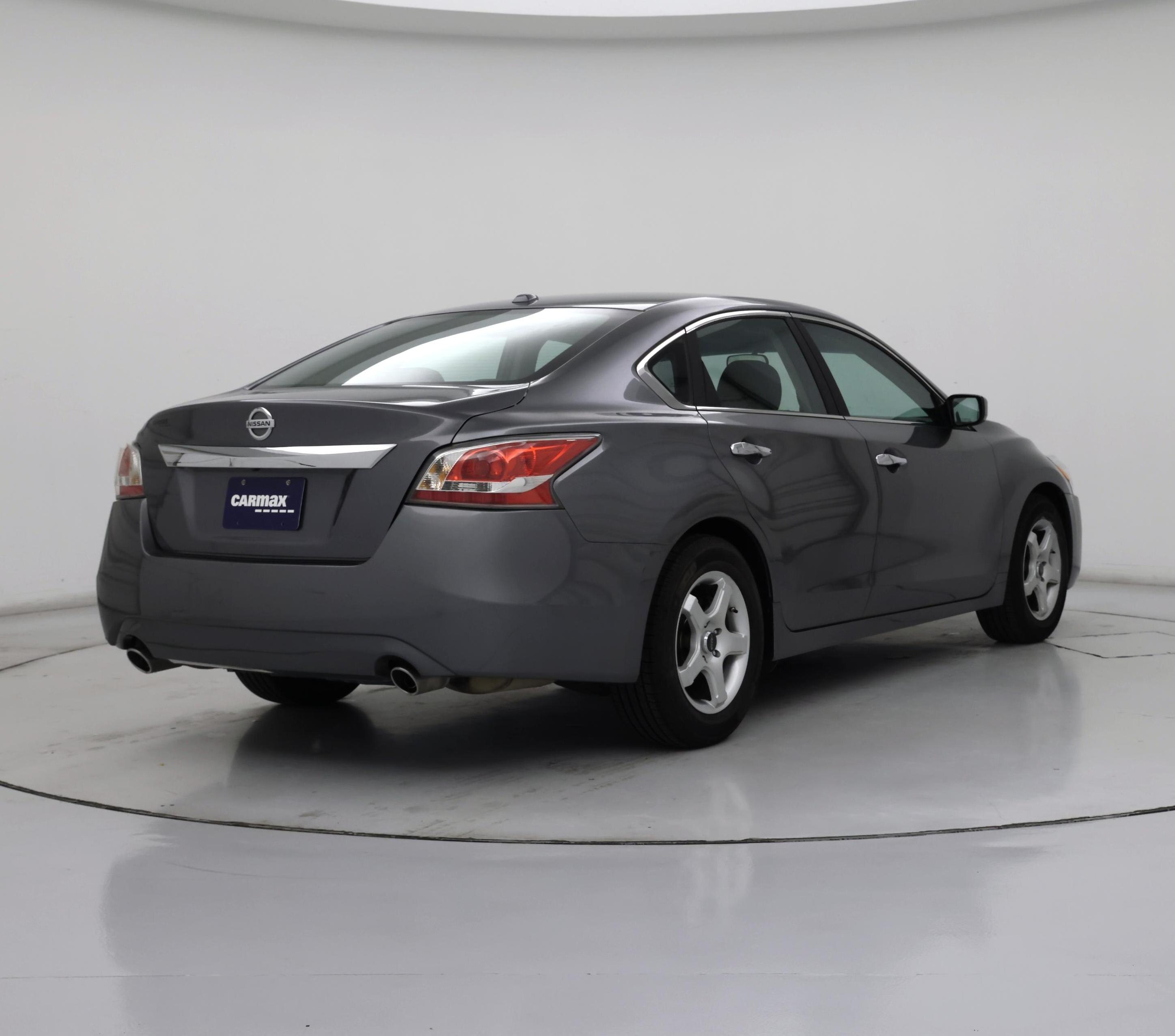 Thumbnail: 2015 Nissan Altima - 8