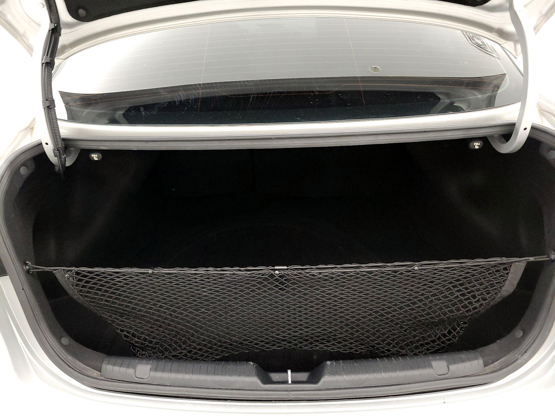 Thumbnail: 2018 Kia Forte - 19