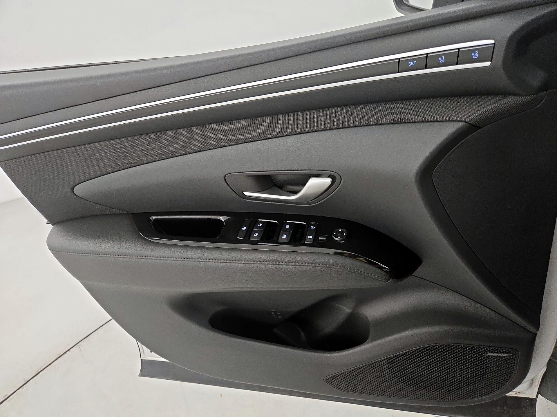 Thumbnail: 2024 Hyundai Tucson - 12