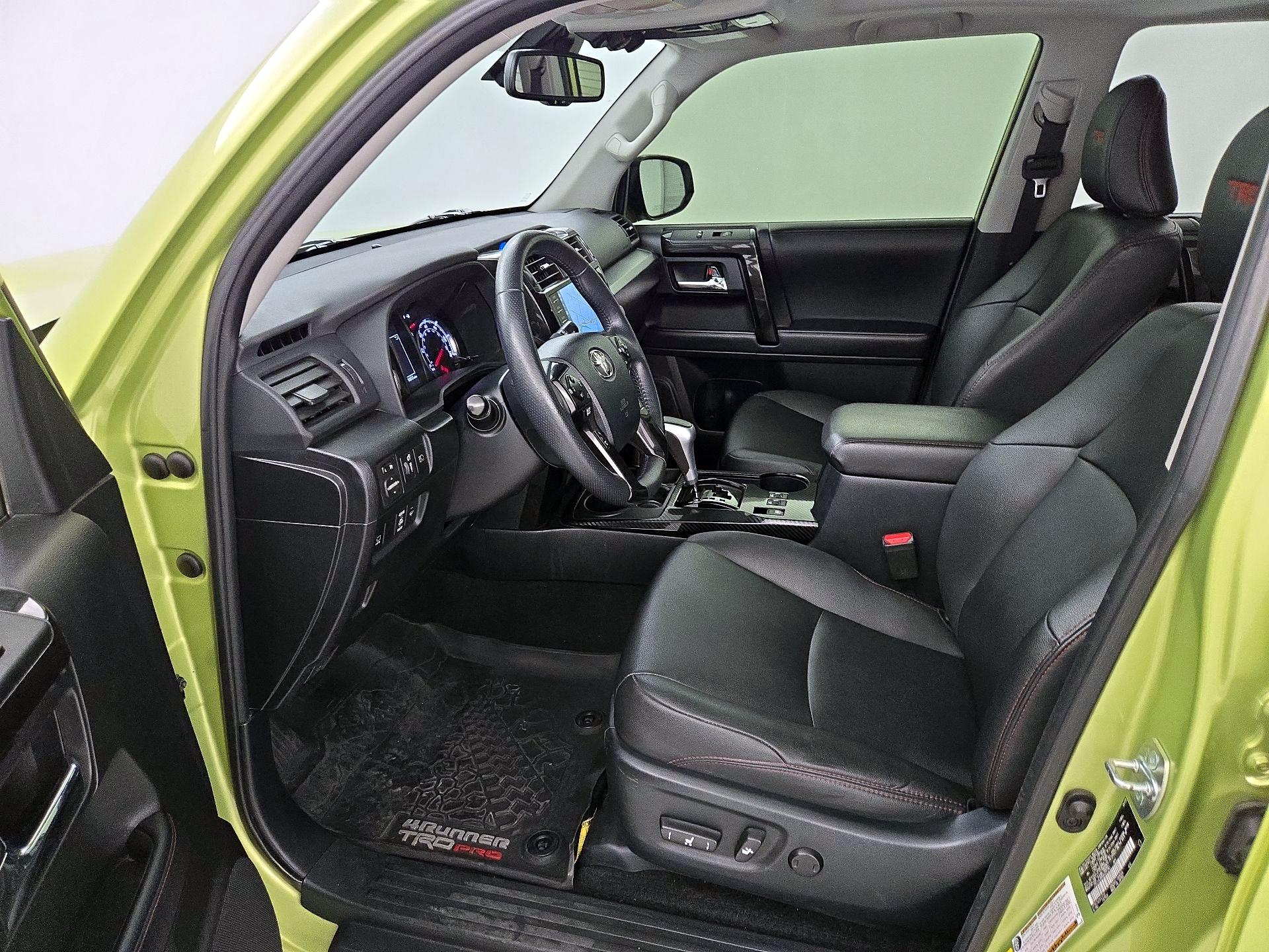 Thumbnail: 2022 Toyota 4Runner - 11