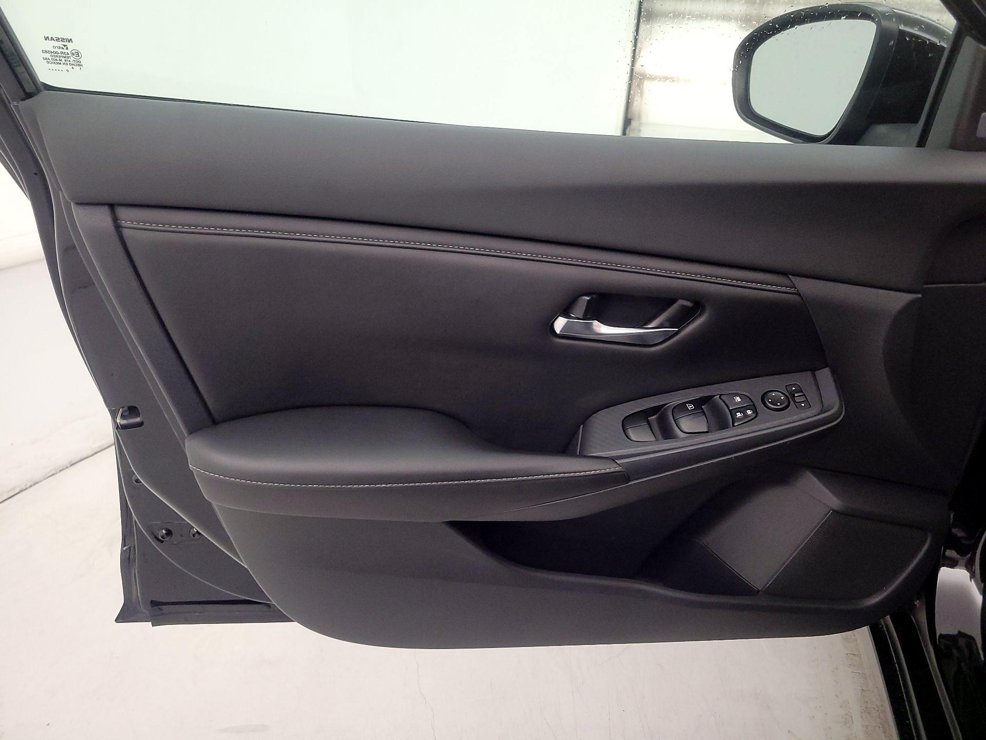 Thumbnail: 2020 Nissan Sentra - 12