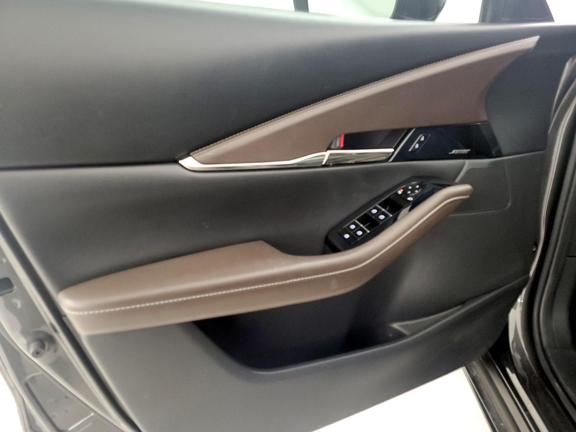 Thumbnail: 2022 Mazda CX-30 - 12