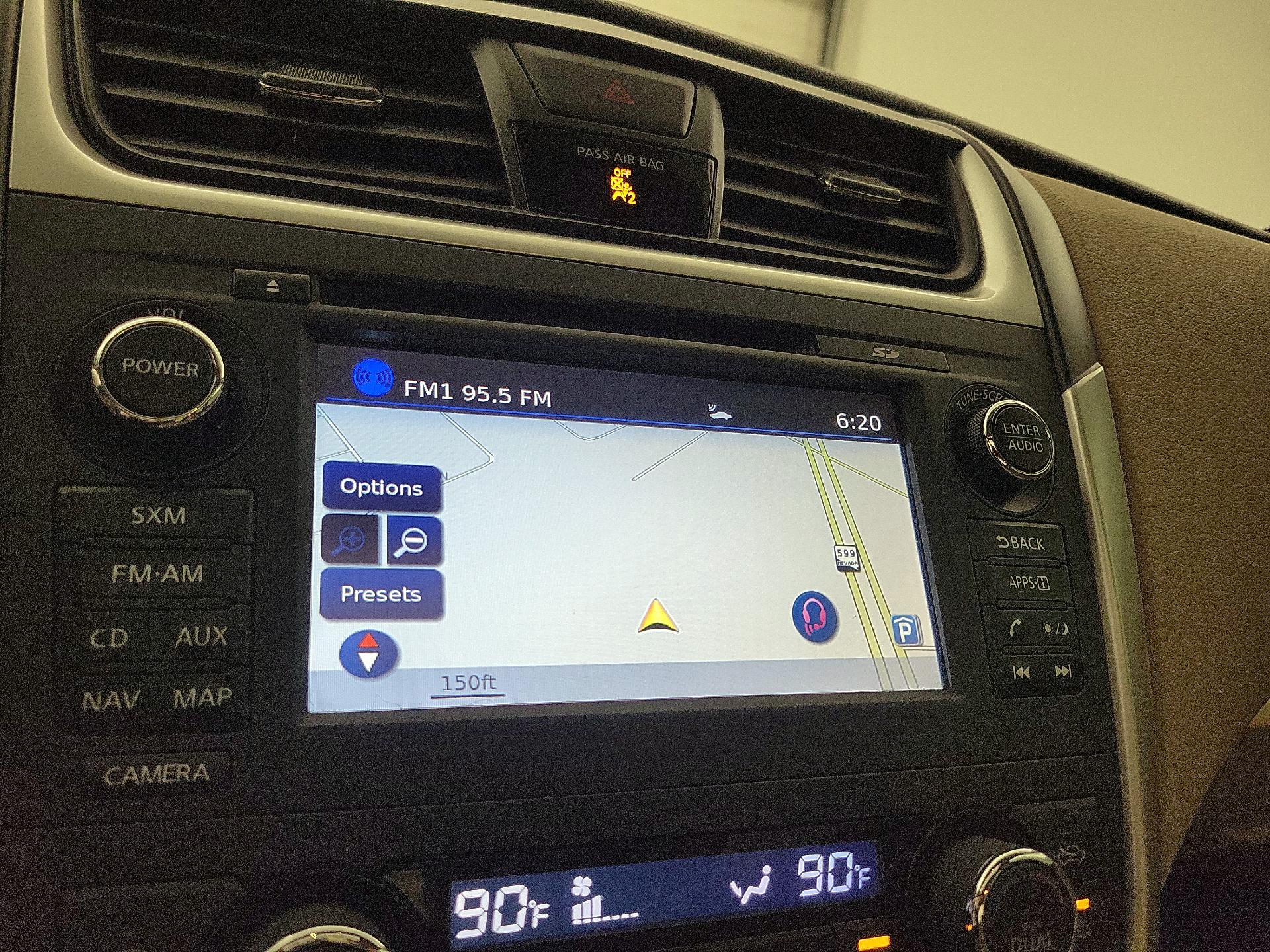 Thumbnail: 2017 Nissan Altima - 14