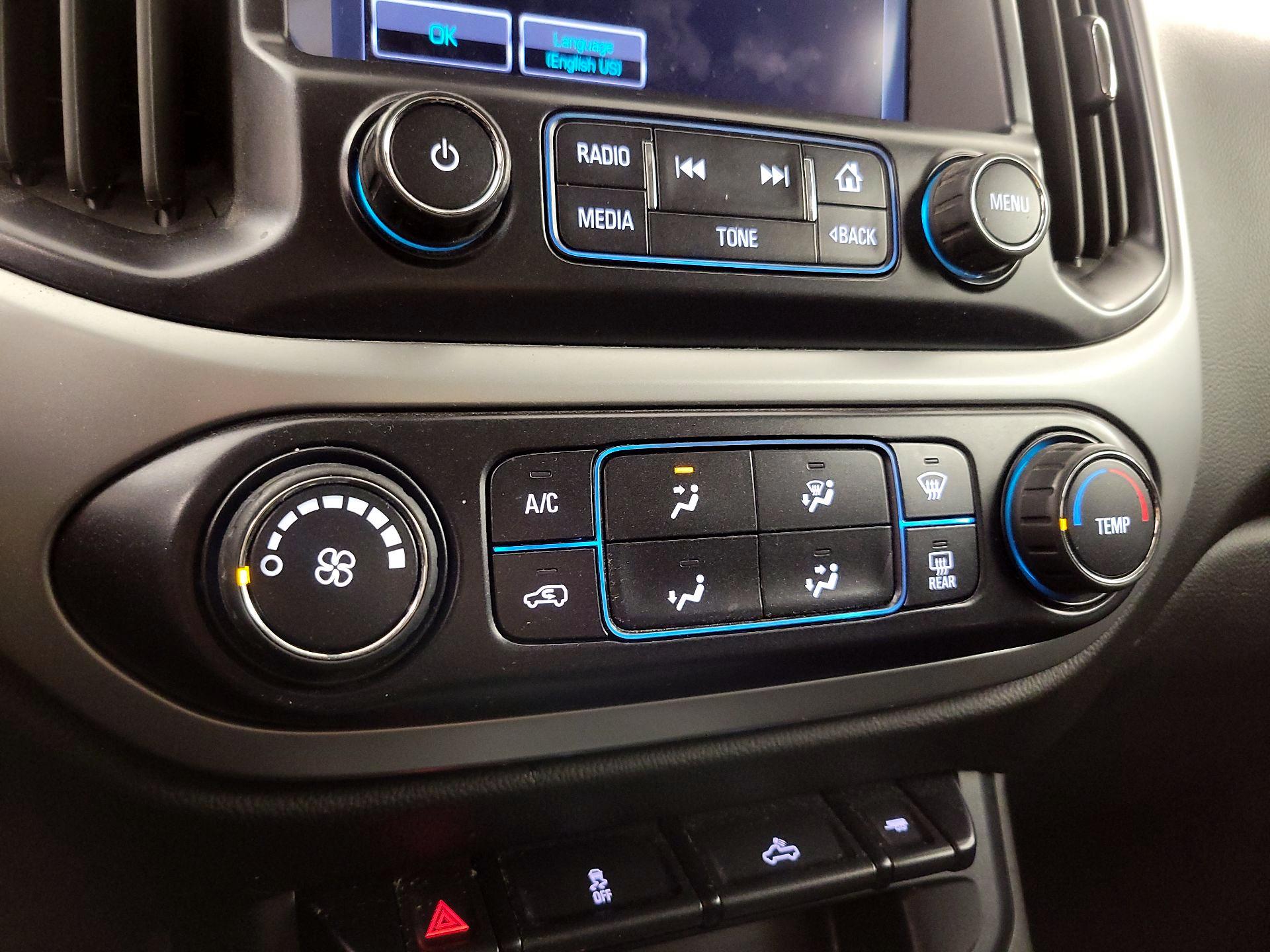 Thumbnail: 2015 Chevrolet Colorado - 16