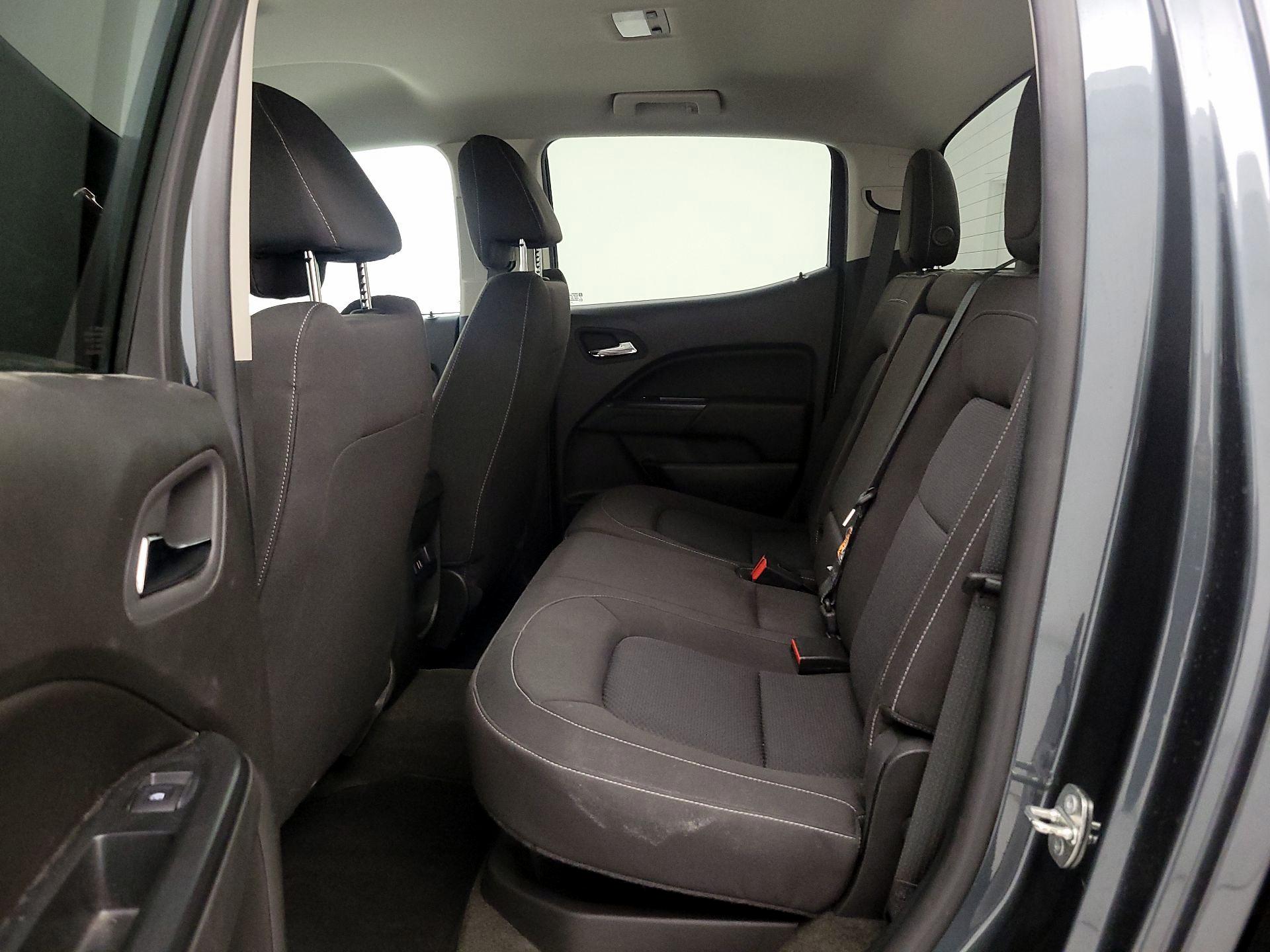 Thumbnail: 2015 Chevrolet Colorado - 19