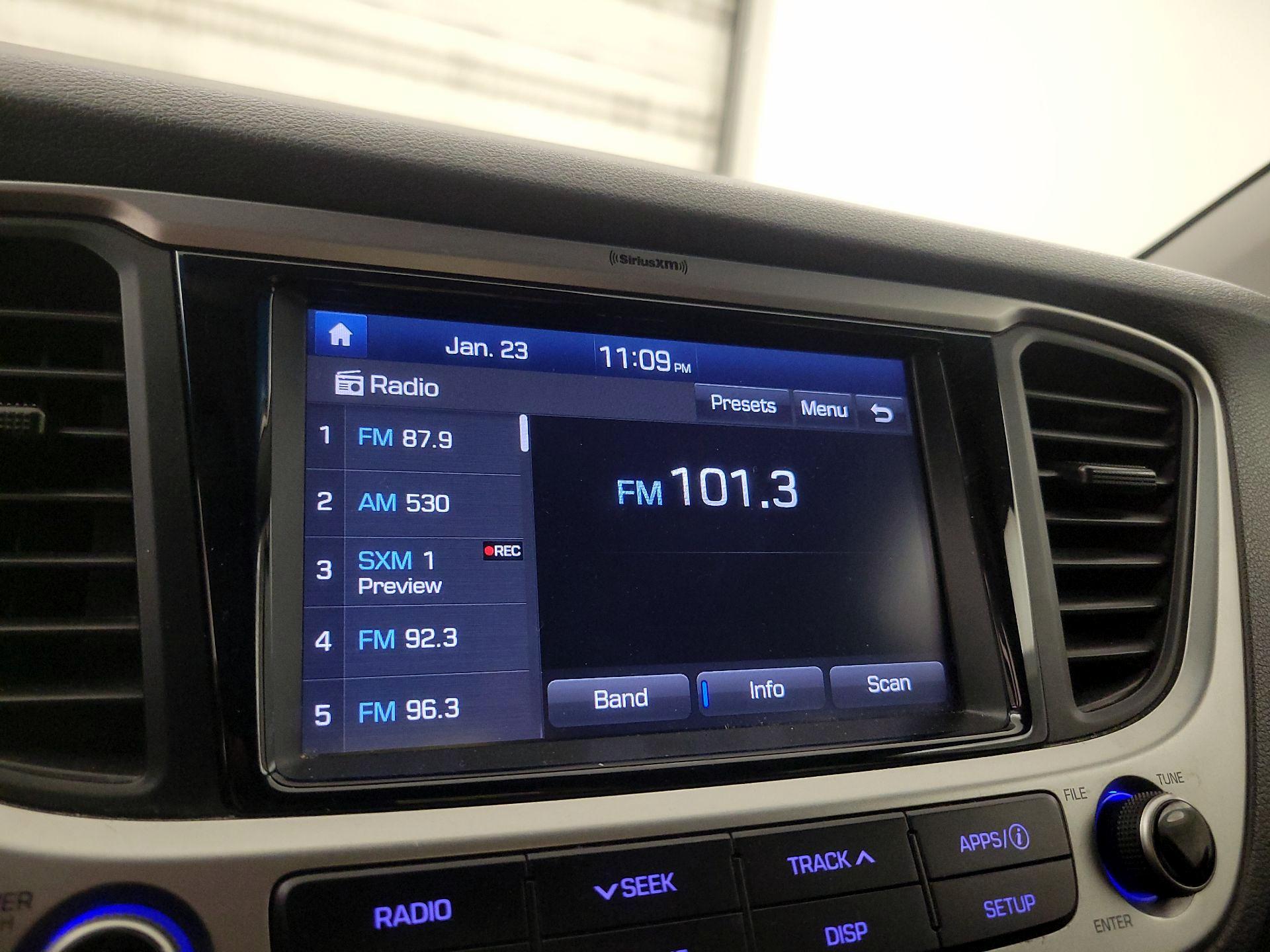 Thumbnail: 2018 Hyundai Accent - 15