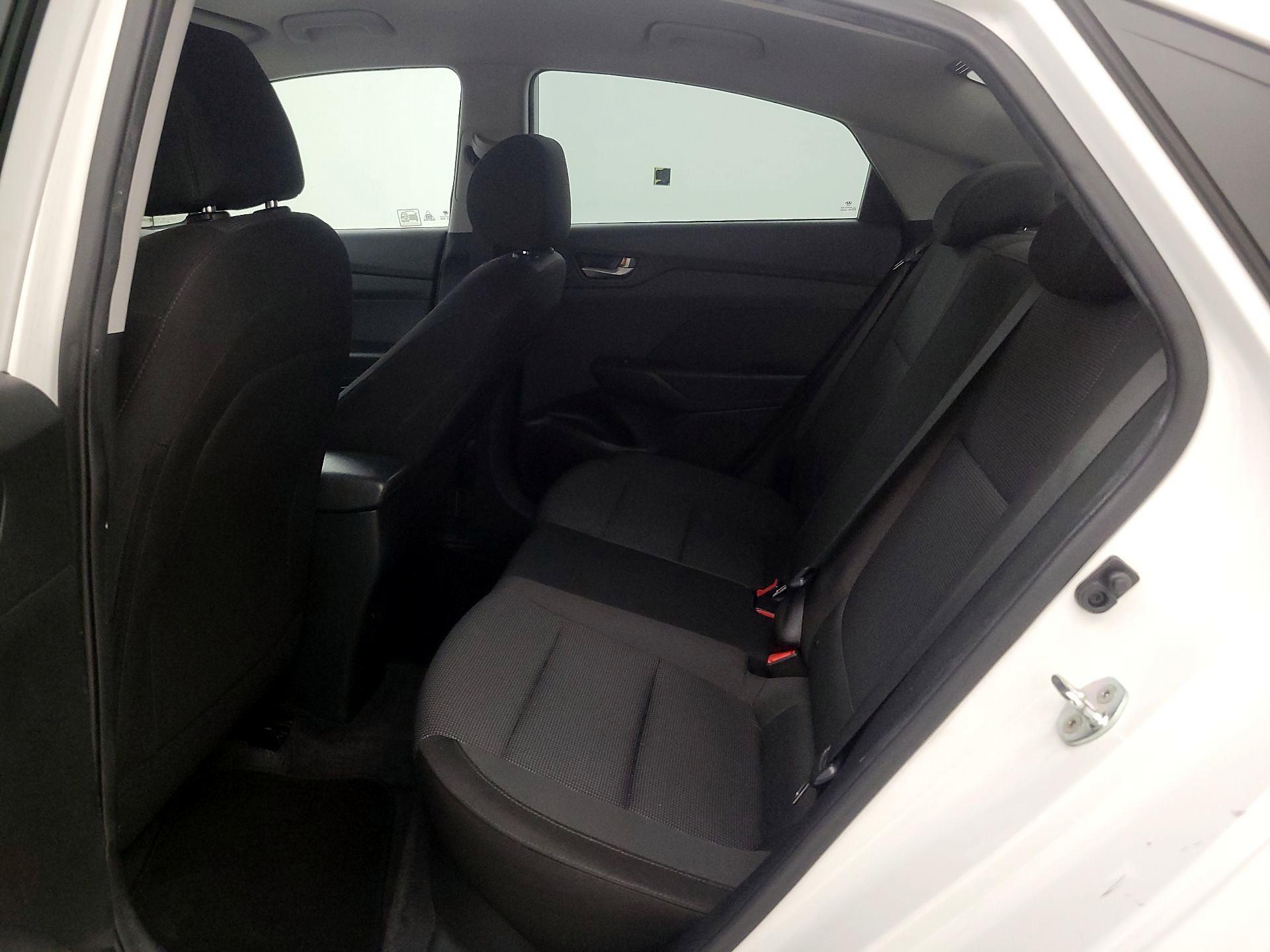 Thumbnail: 2018 Hyundai Accent - 19