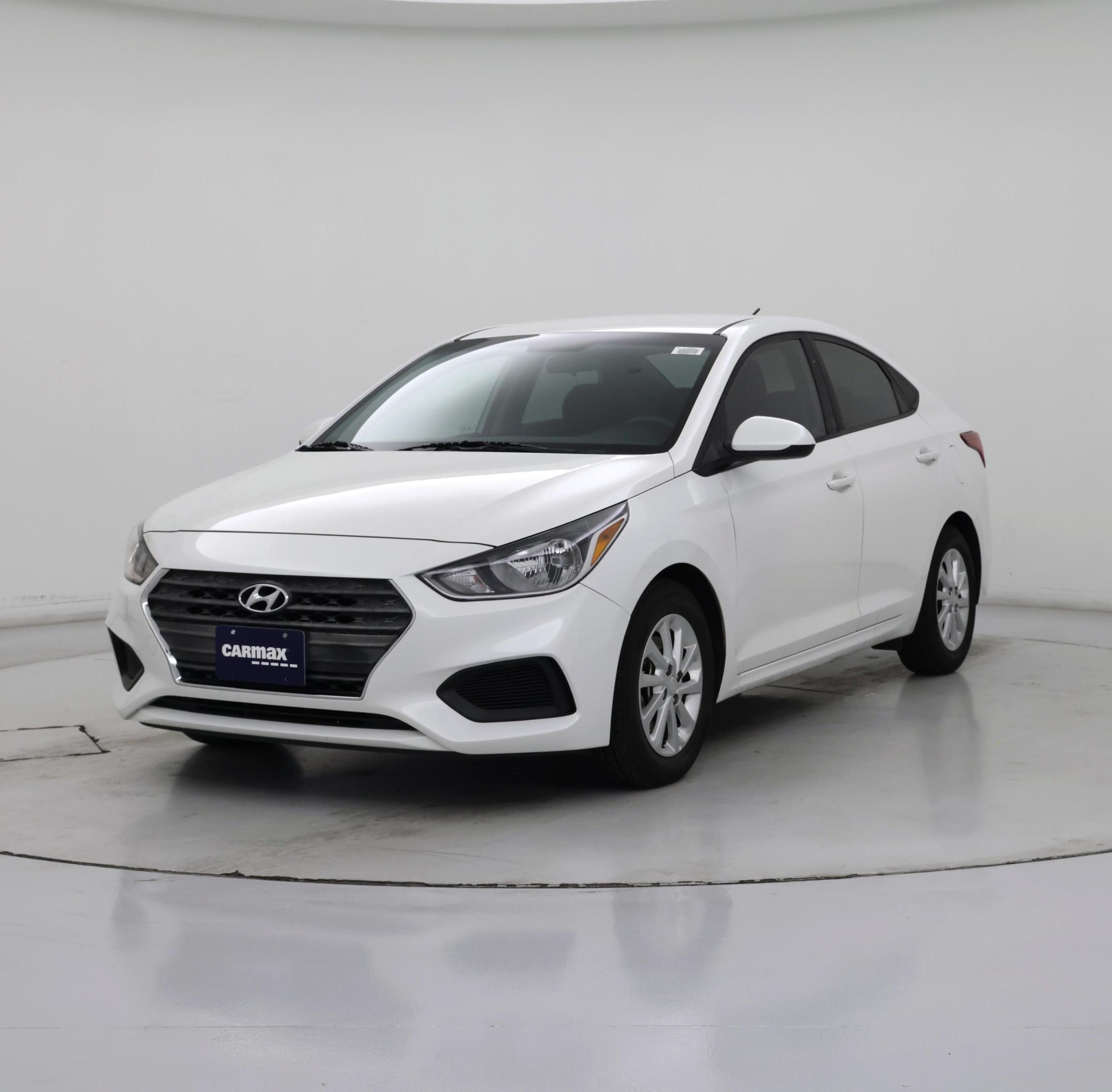 Thumbnail: 2018 Hyundai Accent - 4