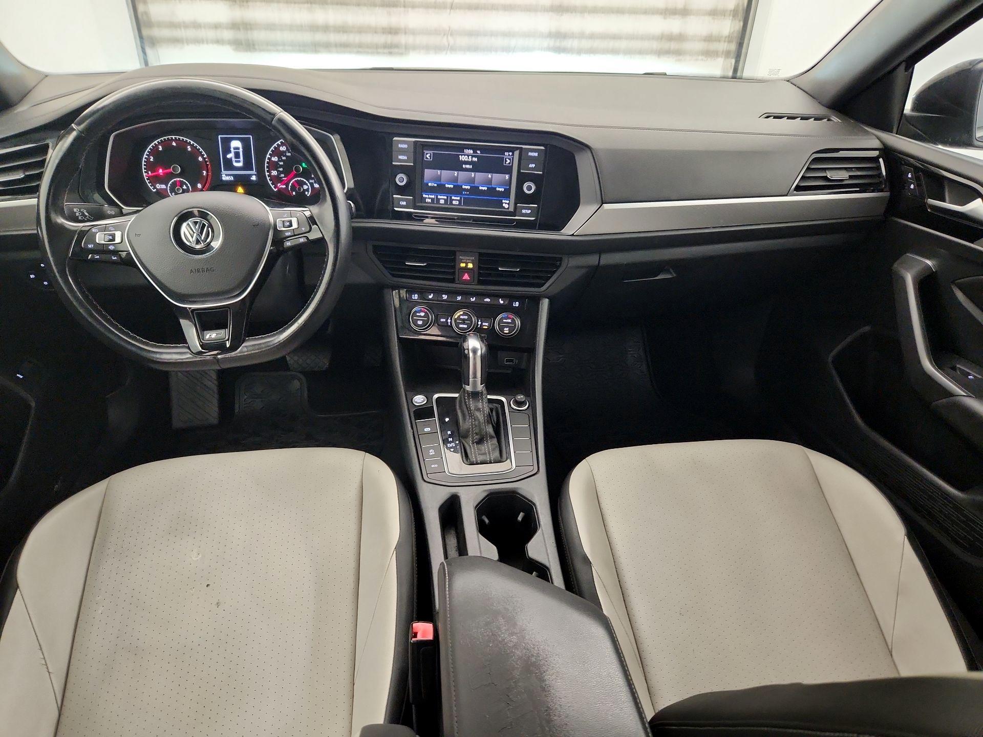 Thumbnail: 2019 Volkswagen Jetta - 9