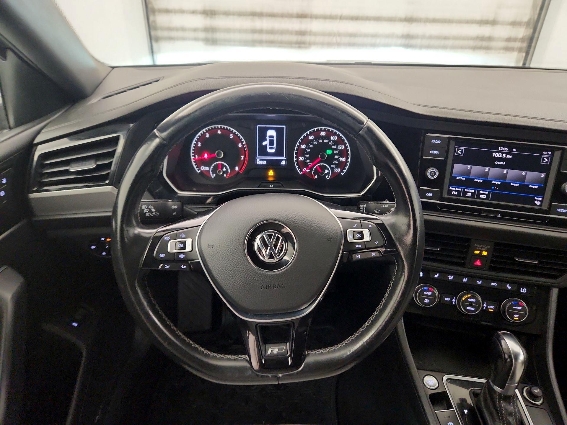 Thumbnail: 2019 Volkswagen Jetta - 10