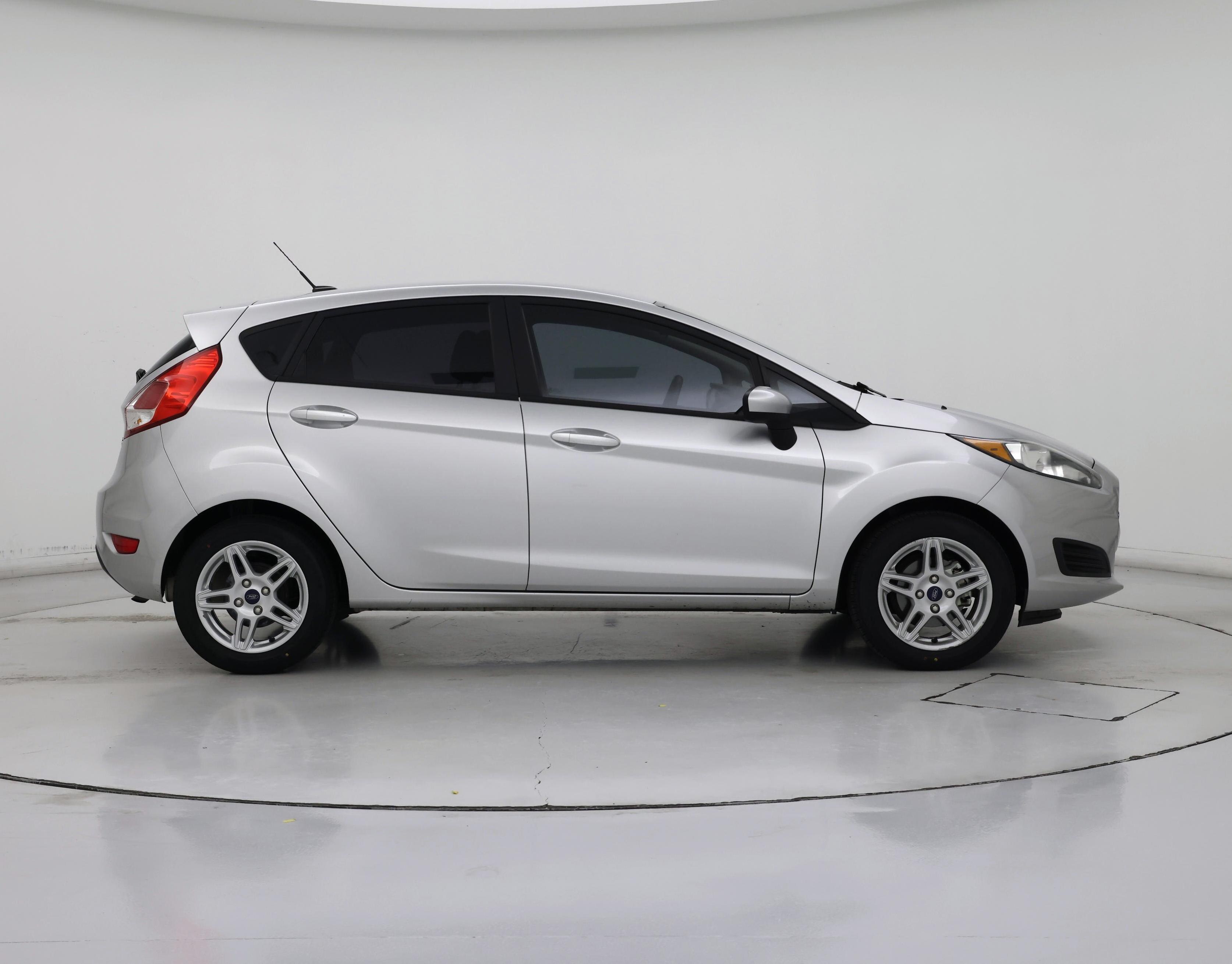 Thumbnail: 2018 Ford Fiesta - 7