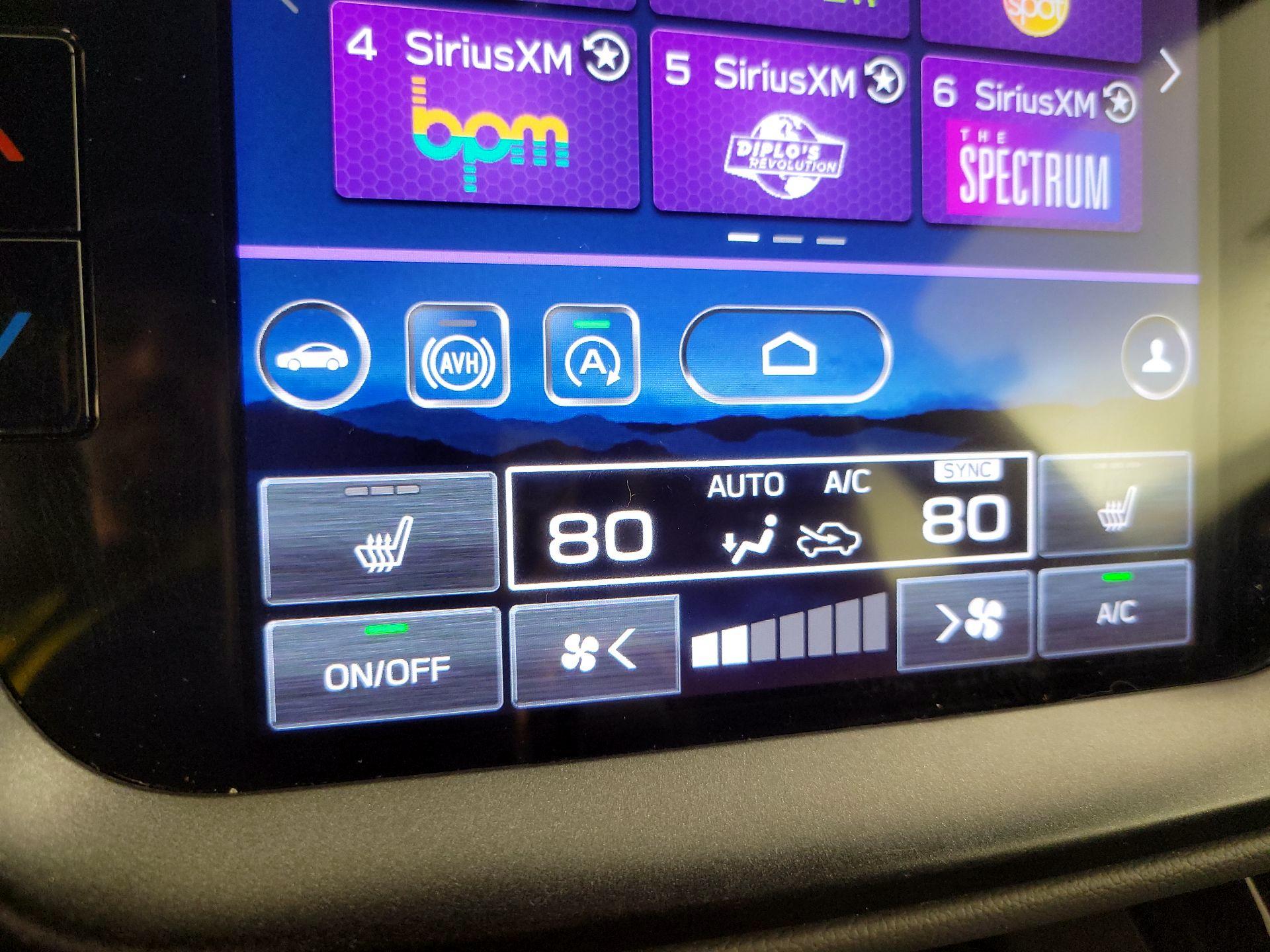 Thumbnail: 2022 Subaru Outback - 17