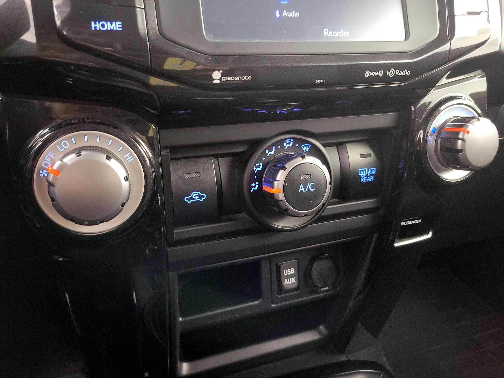 Thumbnail: 2016 Toyota 4Runner - 16