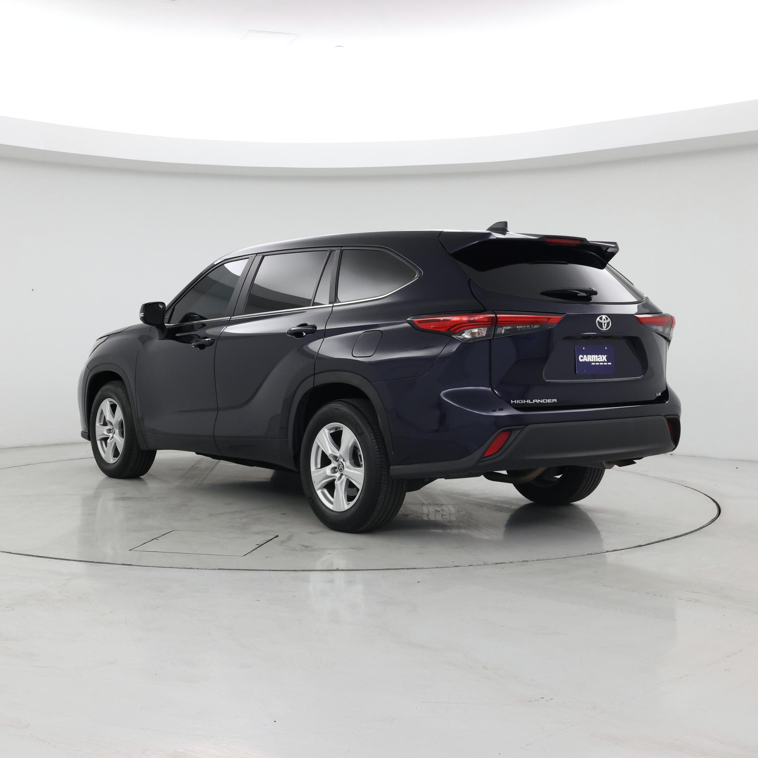 Thumbnail: 2023 Toyota Highlander - 2