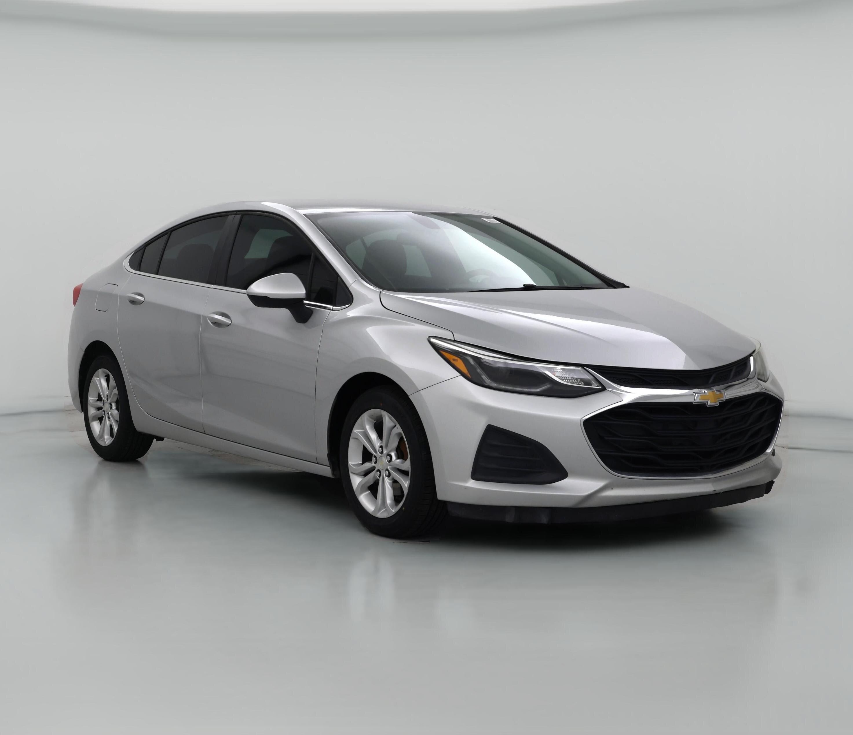 Thumbnail: 2019 Chevrolet Cruze - 1