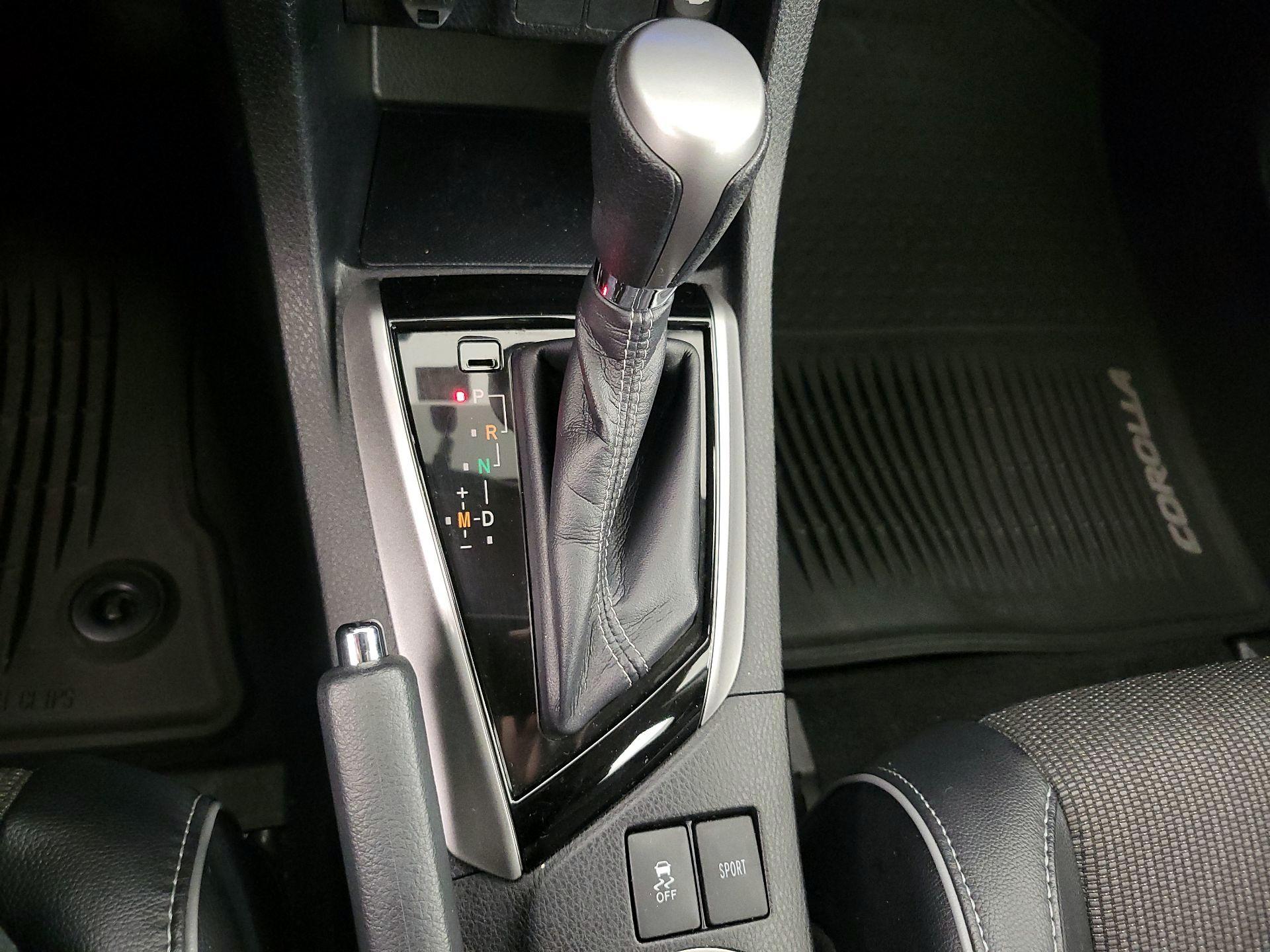 Thumbnail: 2014 Toyota Corolla - 17