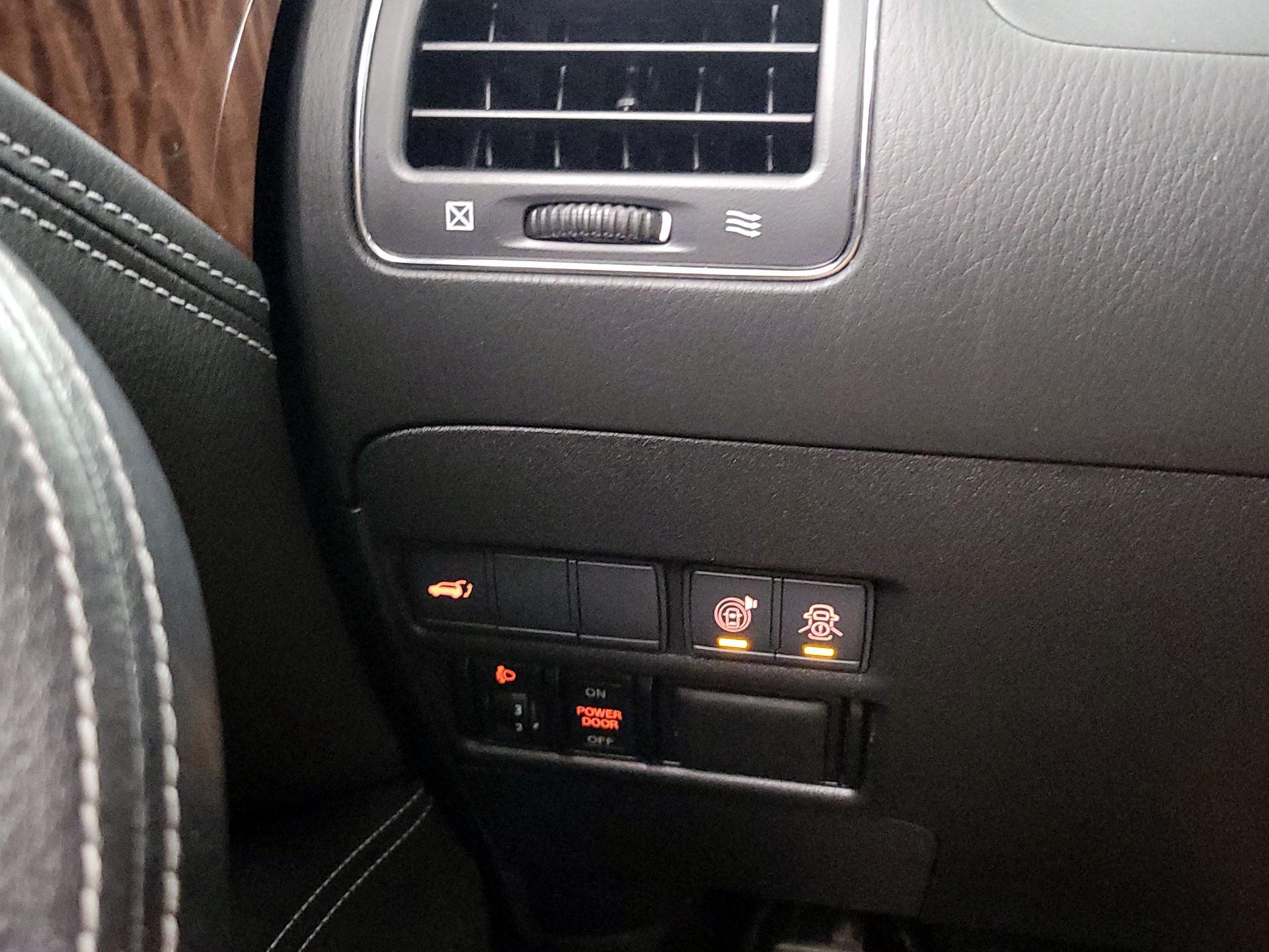 Thumbnail: 2019 Nissan Armada - 13