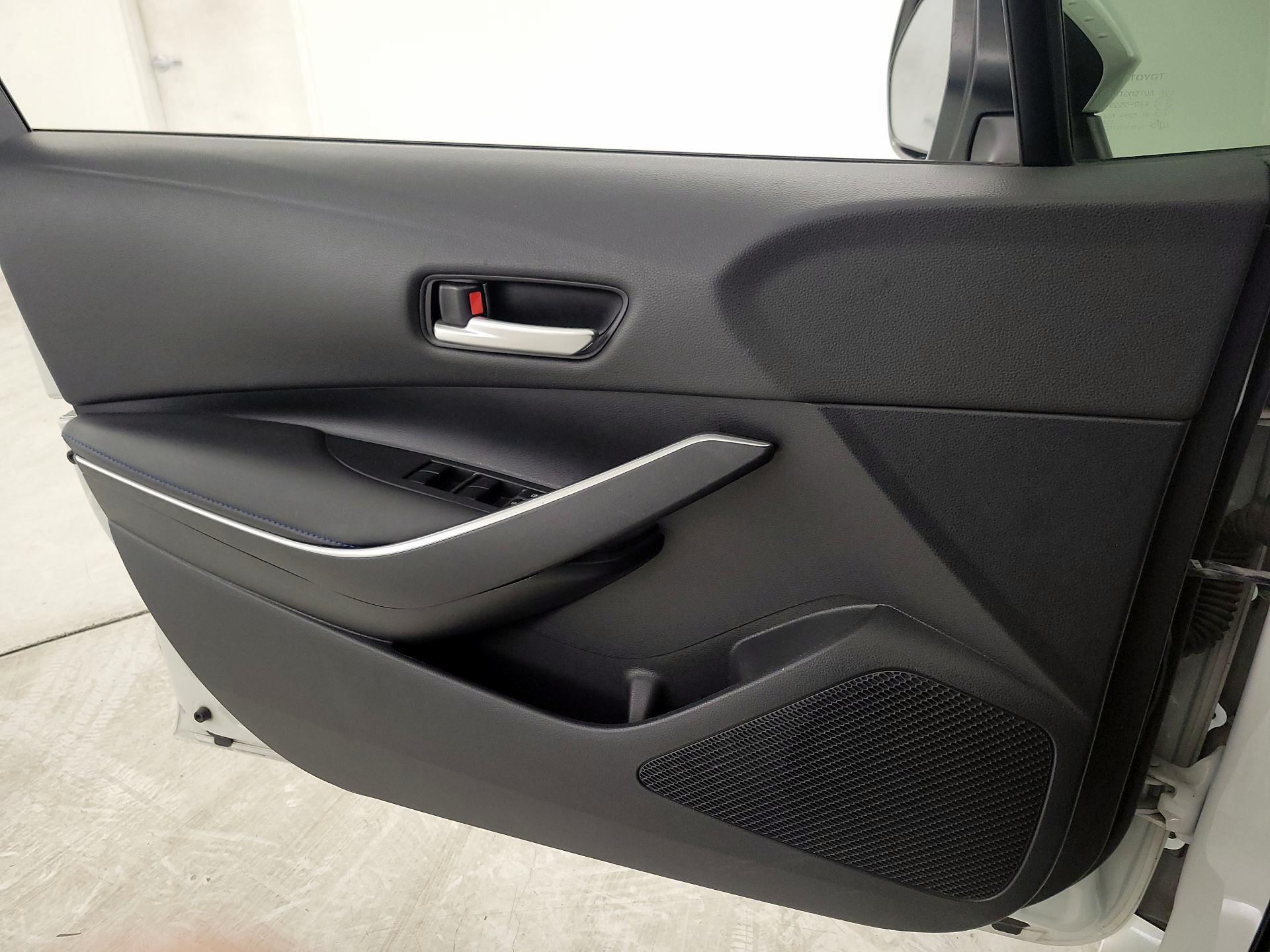 Thumbnail: 2021 Toyota Corolla - 12