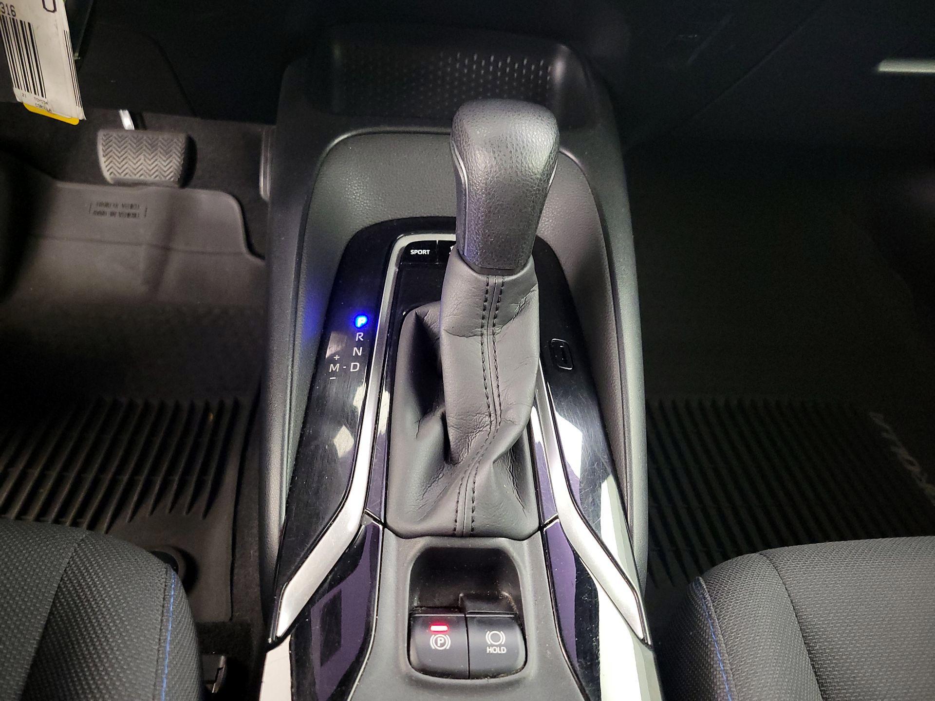 Thumbnail: 2021 Toyota Corolla - 17