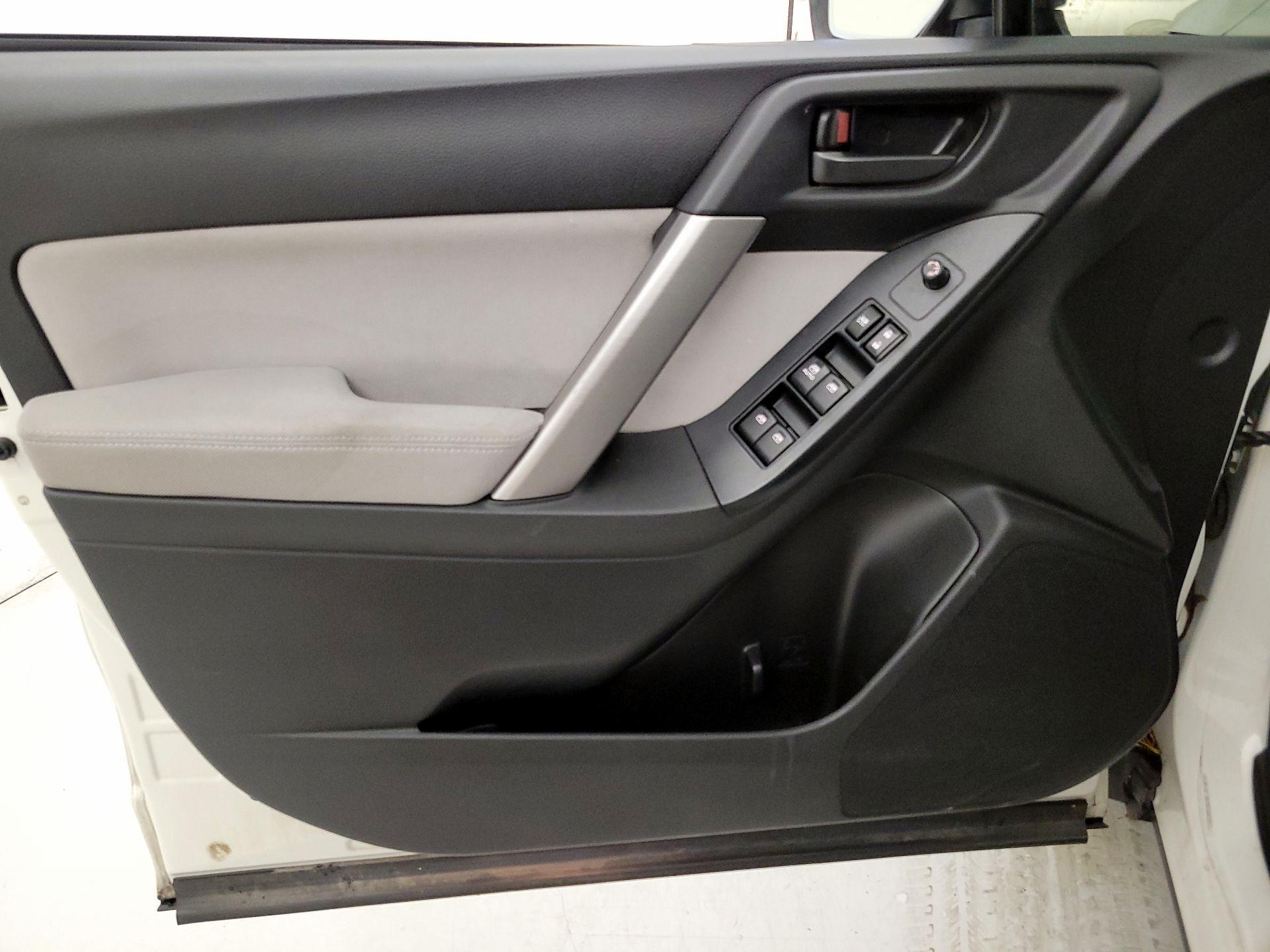 Thumbnail: 2015 Subaru Forester - 12