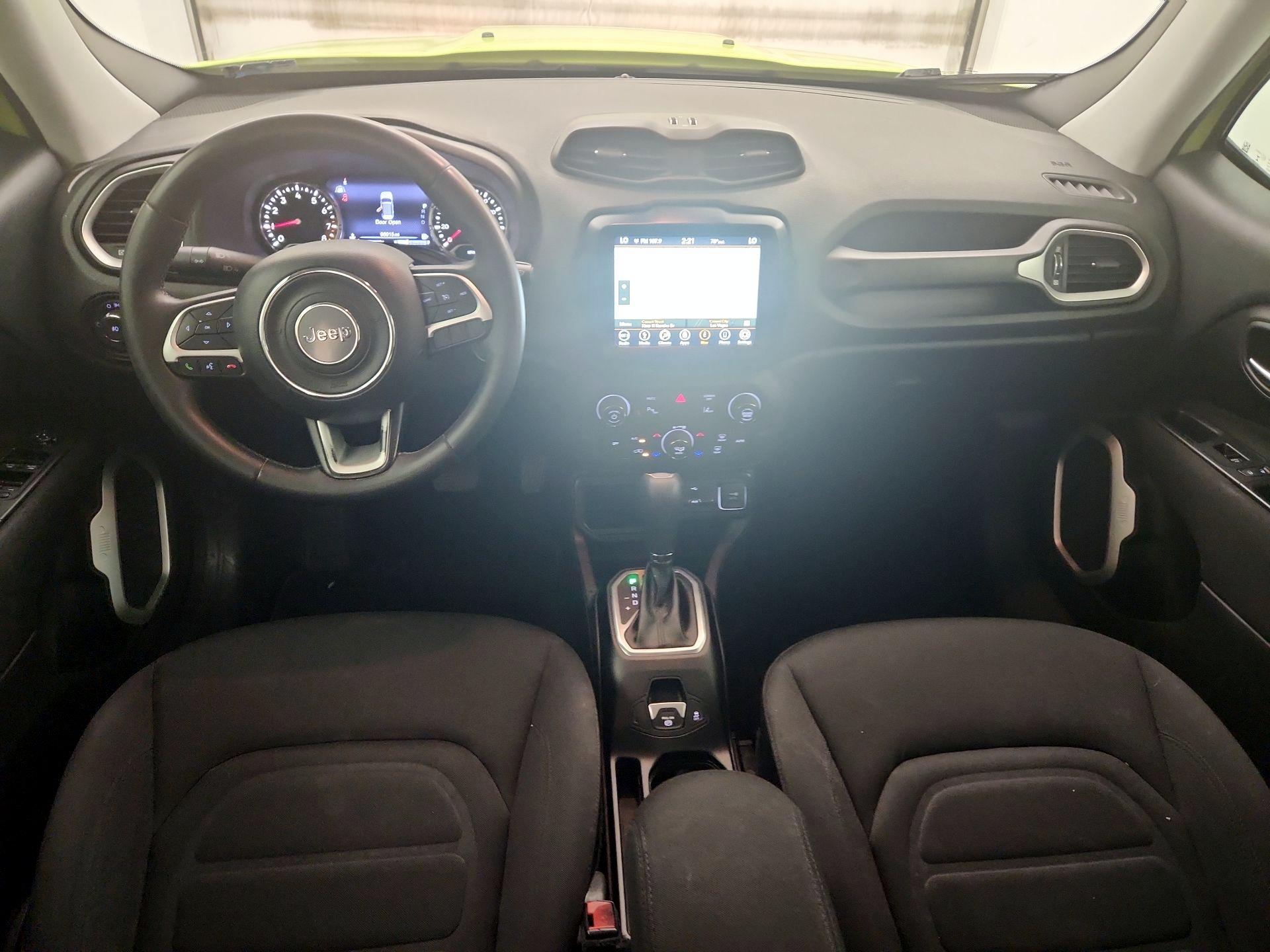 Thumbnail: 2018 Jeep Renegade - 9