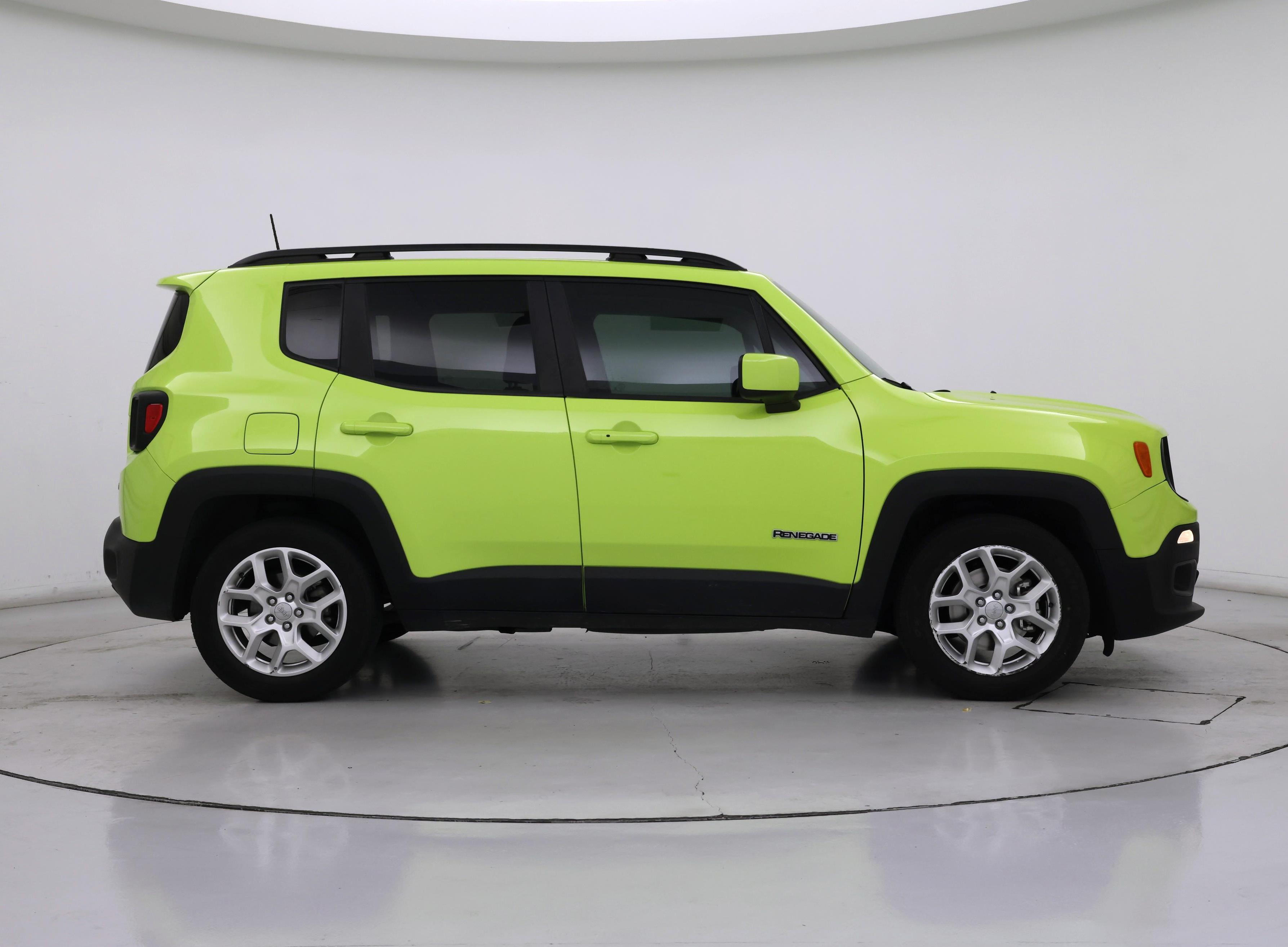 Thumbnail: 2018 Jeep Renegade - 7