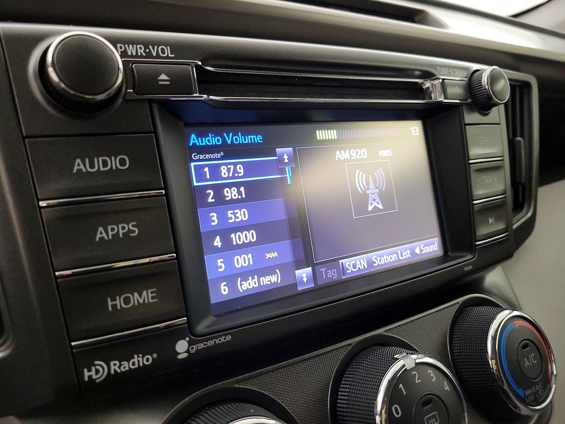 Thumbnail: 2015 Toyota RAV4 - 15