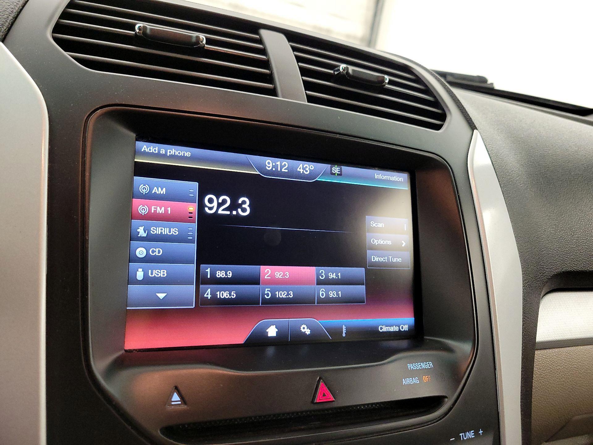 Thumbnail: 2014 Ford Explorer - 15